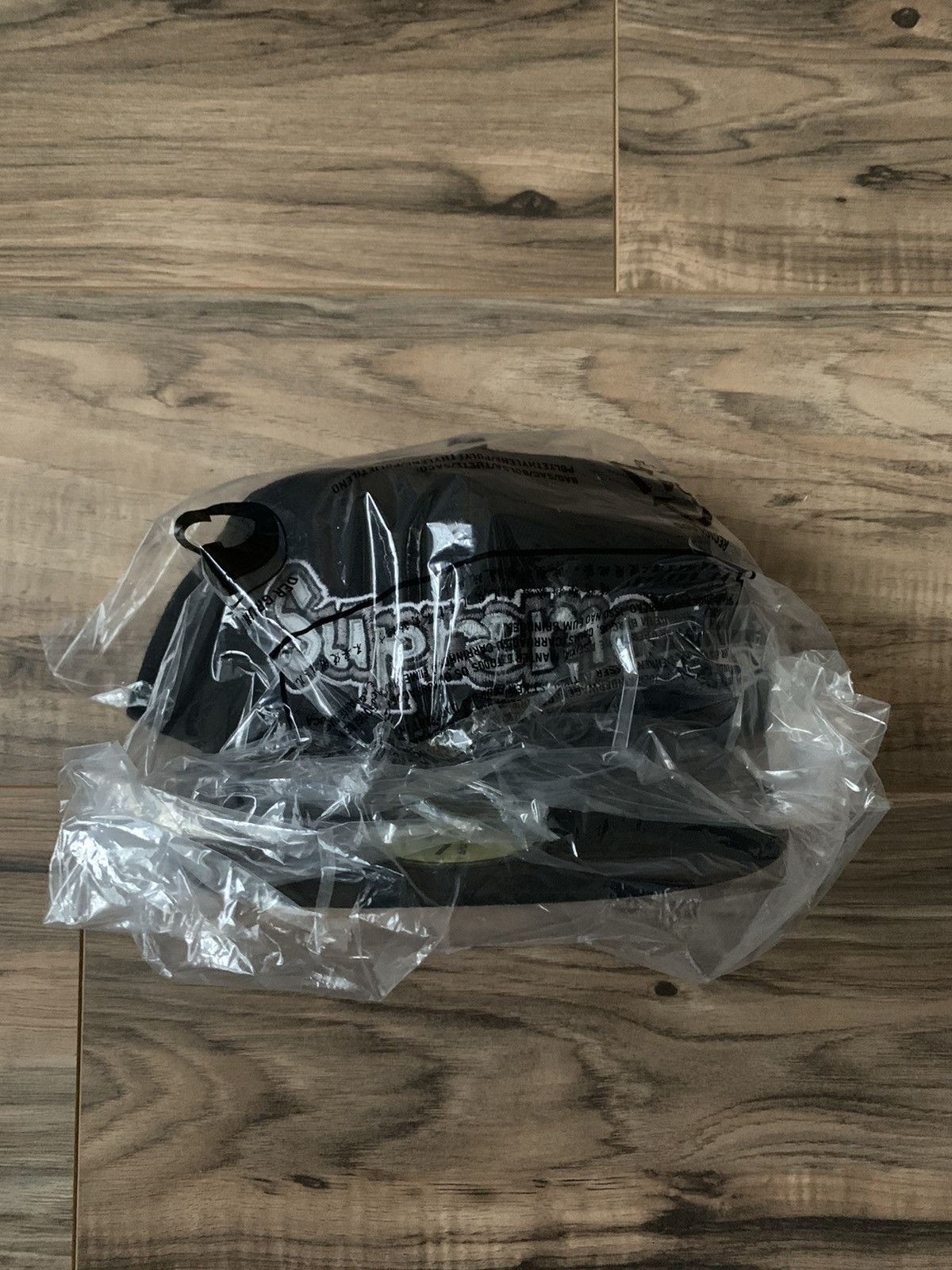image of Supreme Gonz Logo New Era in Black, Men's