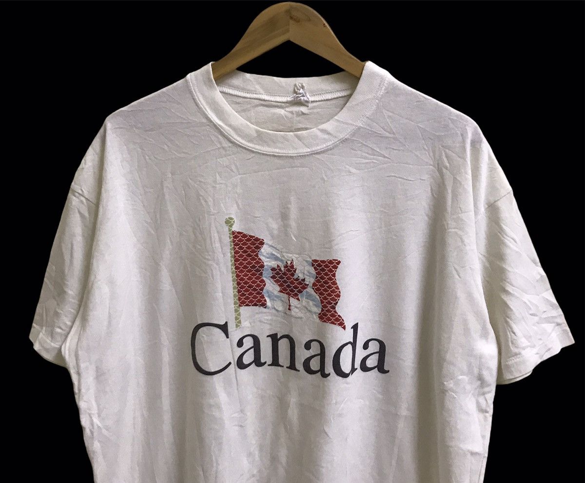 Other Vintage 90s Canada t shirt Size US XL / EU 56 / 4 - 2 Thumbnail