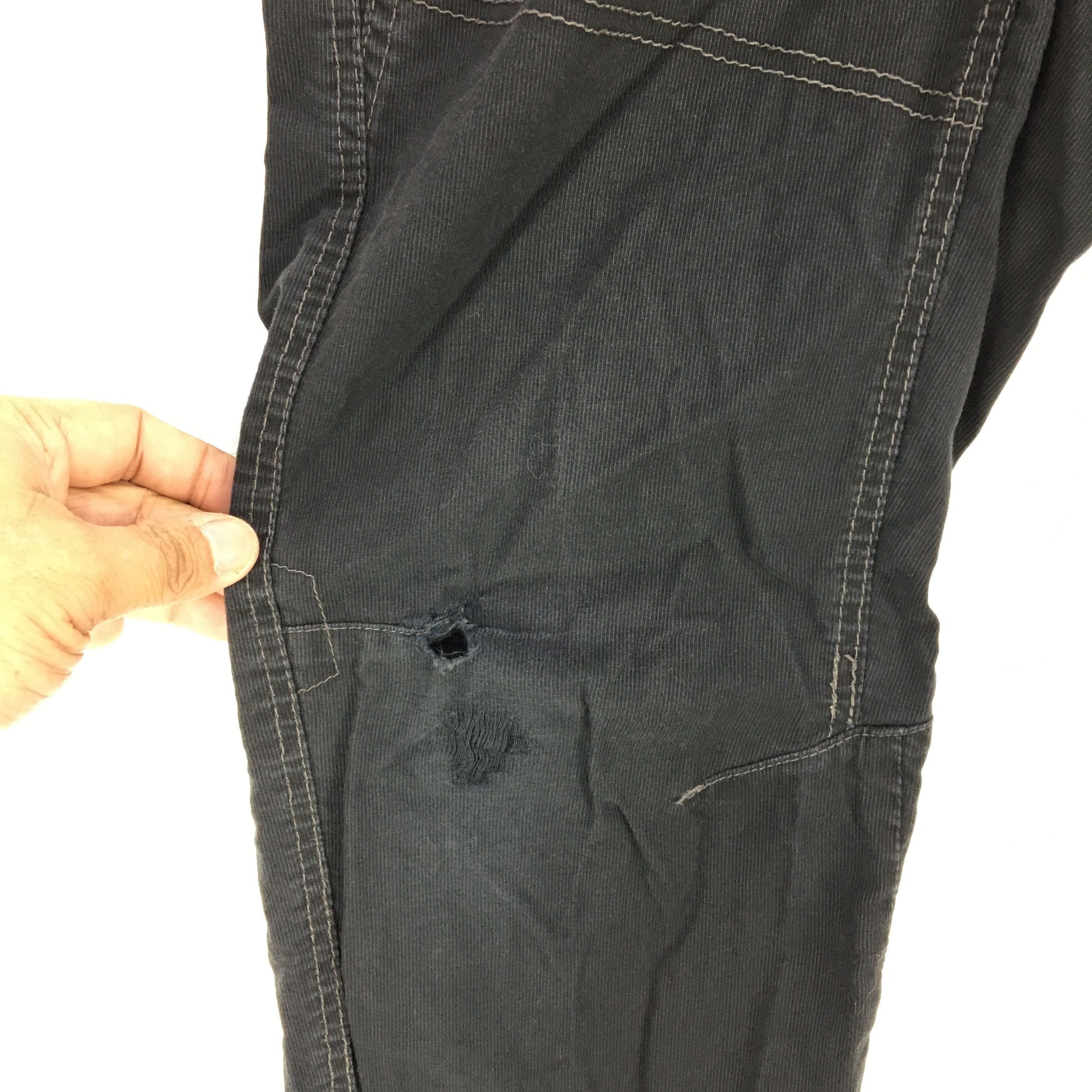 Japanese Brand × Vintage Japanese Cargo Pants Multi Pocket Tactical Fatigue Trousers Size US 30 / EU 46 - 8 Thumbnail