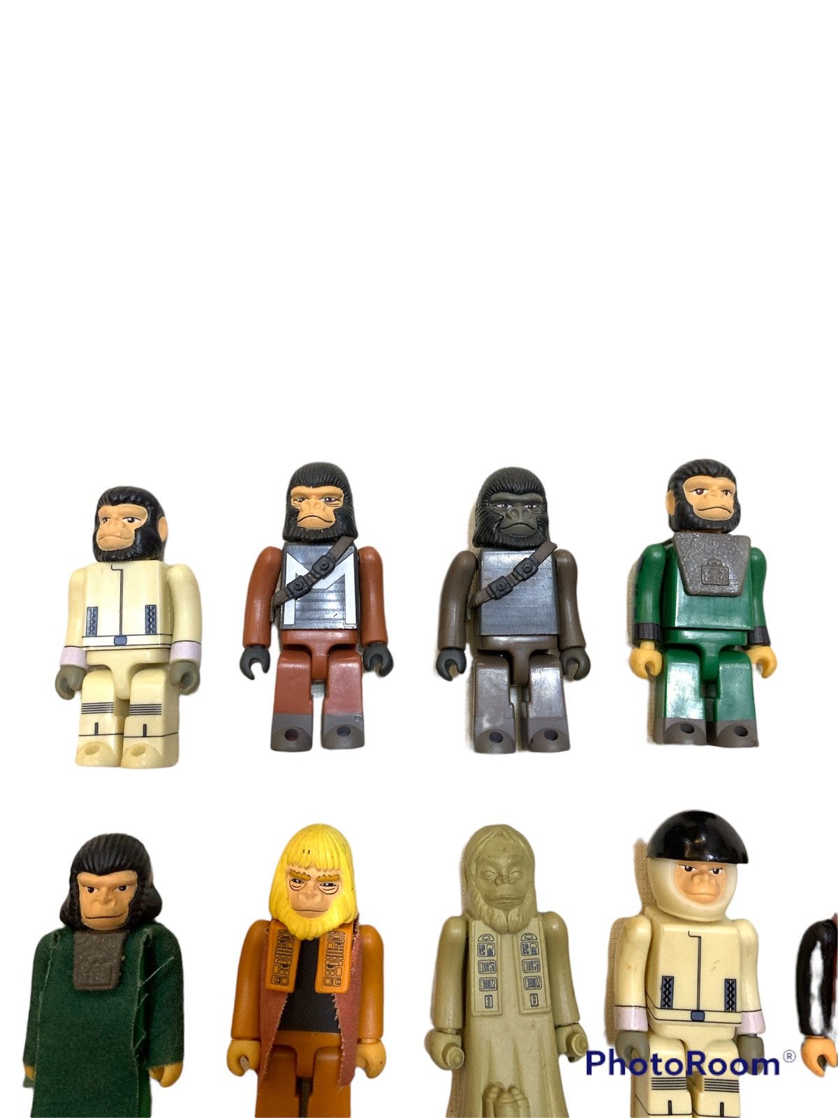 Bape × Medicom Toy MEDICOM KUBRICK X PLANET OF THE APES BY BAPE PLAY FIGURINES Size ONE SIZE - 9 Thumbnail