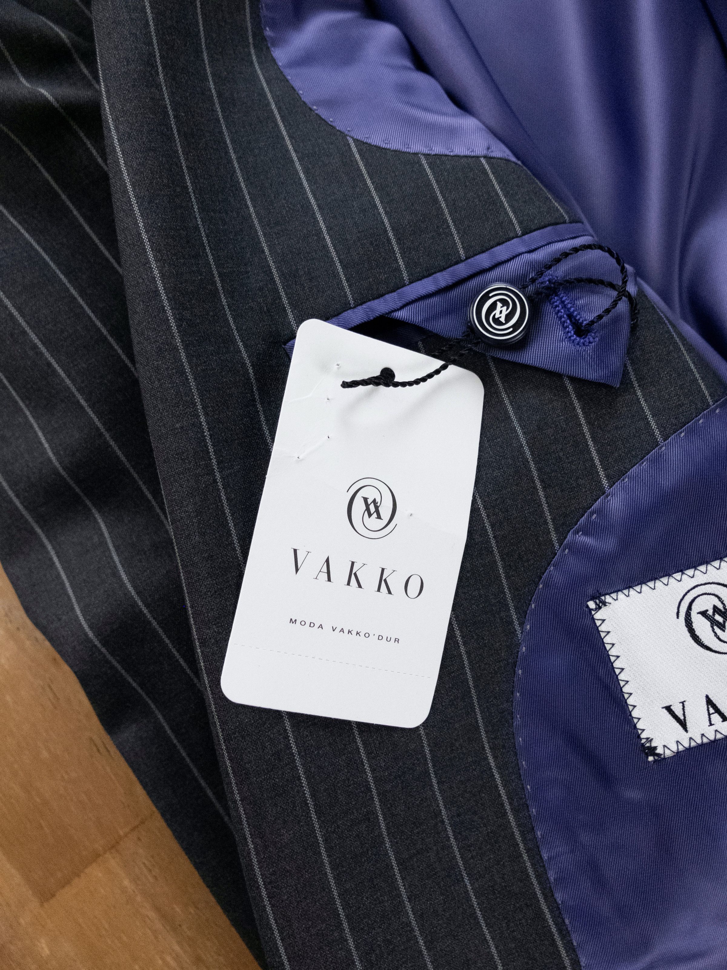 Caruso VAKKO by Caruso dark gray striped wool suit 42 US 52 IT Size 42R - 9 Thumbnail