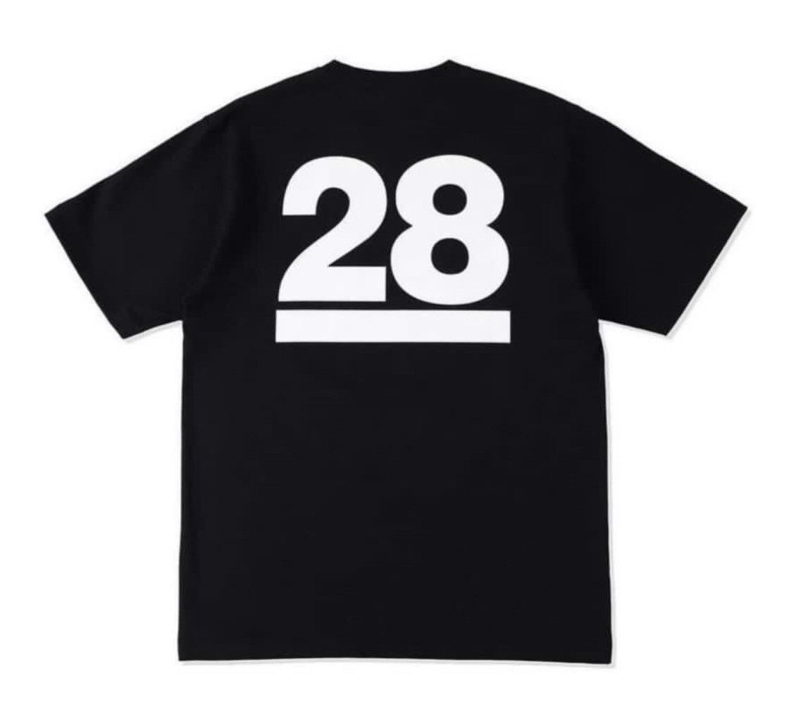 Bape 28th Anniversary Ape Head Tee Size US M / EU 48-50 / 2 - 2 Thumbnail