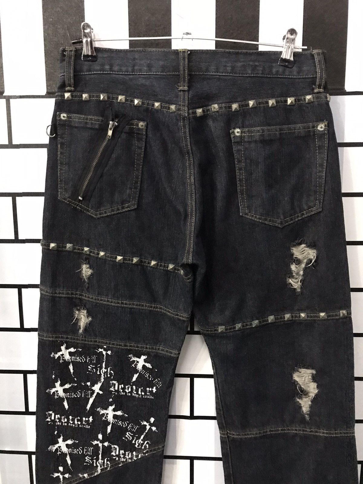 Japanese Brand × Seditionaries Deorart Japan Seditionaries Hagi Studs Cross Denim Pants Size US 30 / EU 46 - 15 Thumbnail