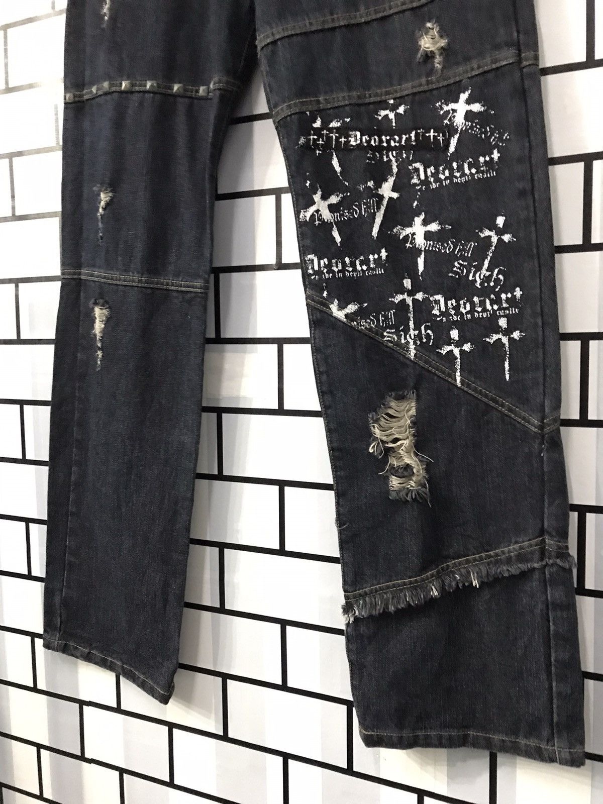 Japanese Brand × Seditionaries Deorart Japan Seditionaries Hagi Studs Cross Denim Pants Size US 30 / EU 46 - 6 Thumbnail