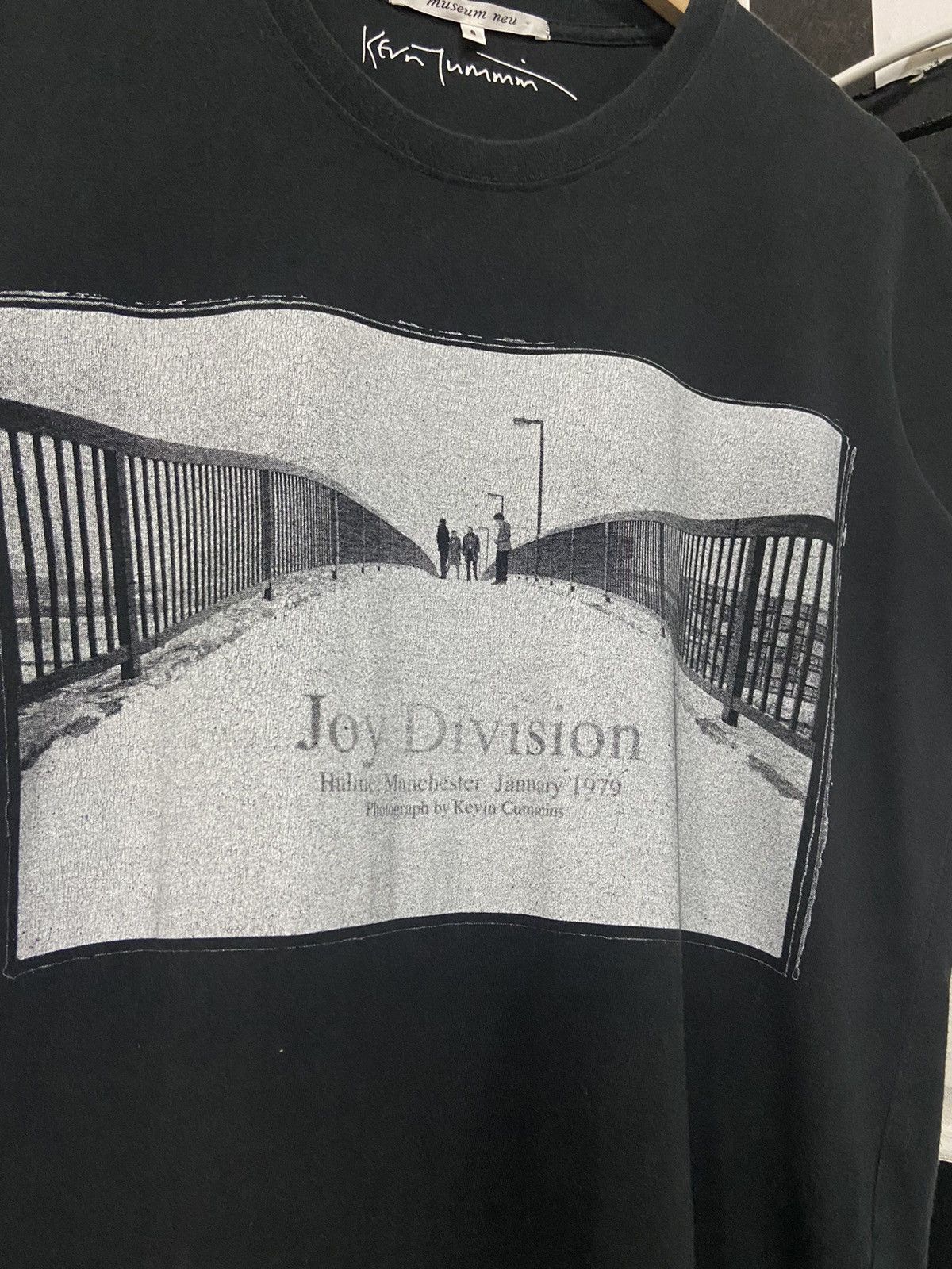 Band Tees × Japanese Brand × Vintage Vintage Museum Neu Joy Division Photography By Kevin Cummins Size US S / EU 44-46 / 1 - 5 Thumbnail
