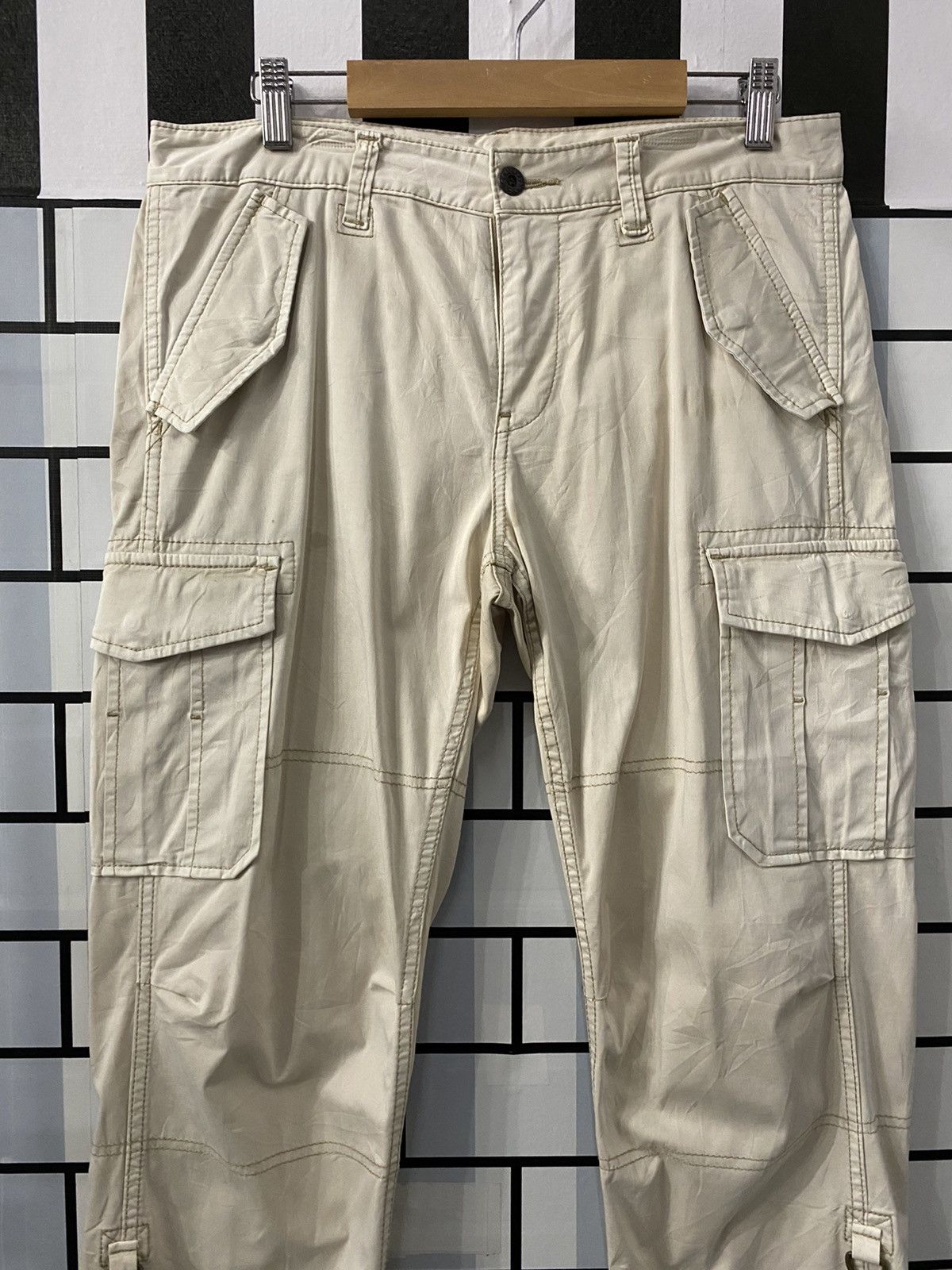 Japanese Brand × Uniqlo Vintage Uniqlo Japan Cargo Pants Techtical Drawstring Size US 32 / EU 48 - 4 Thumbnail