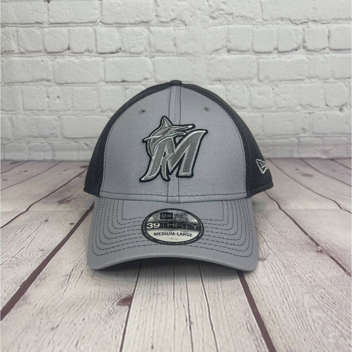 New Era 39thirty Grayed Out Neo Florida Marlins Gray Fitted 