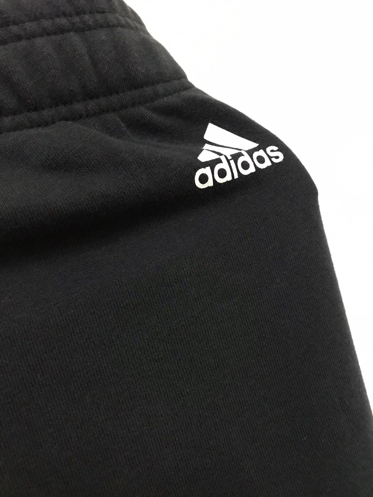 Adidas × Japanese Brand × Vintage Vintage ADIDAS Sweatpant Big Logo Nice Design Size US 26 / EU 42 - 5 Thumbnail