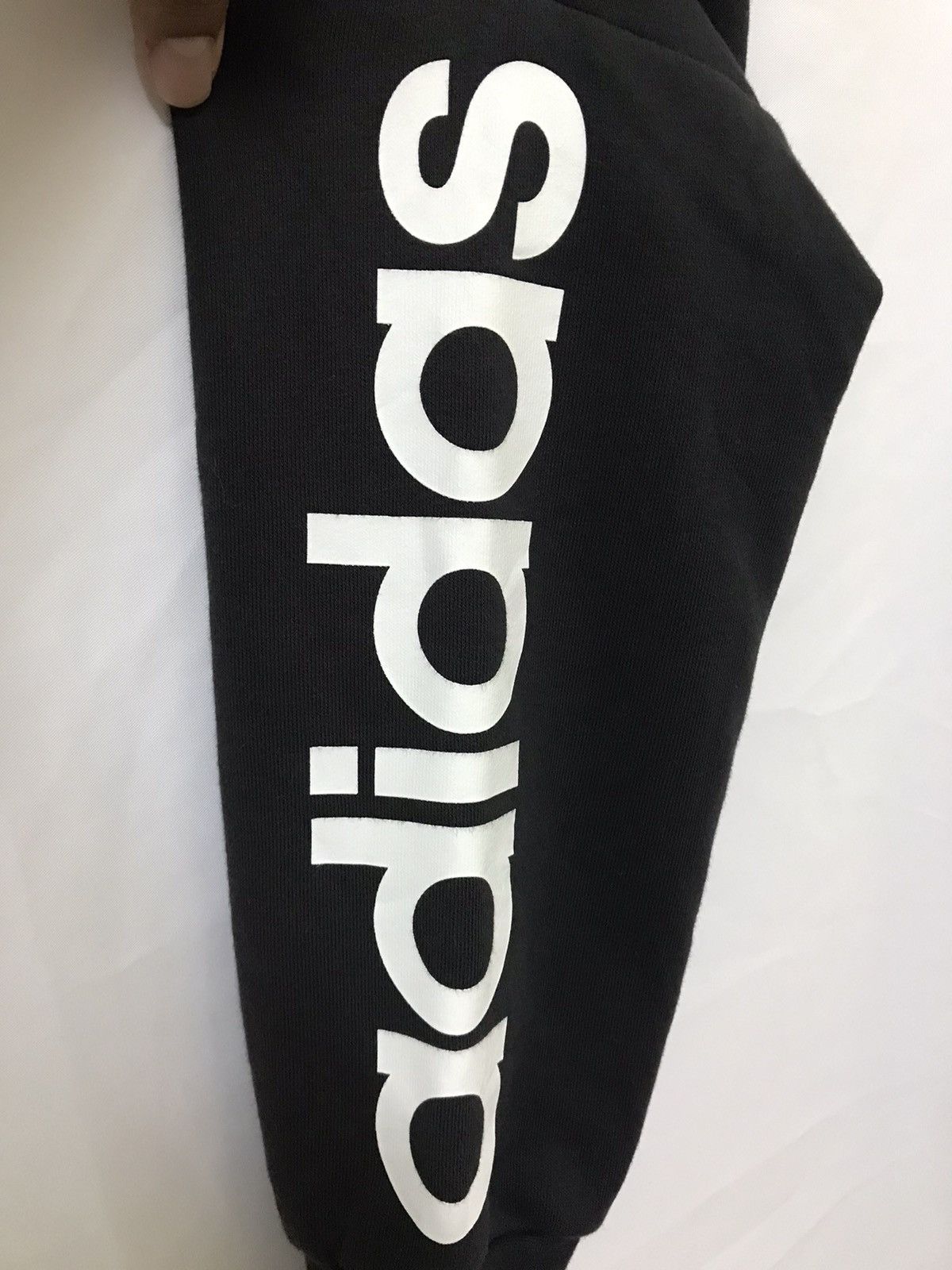 Adidas × Japanese Brand × Vintage Vintage ADIDAS Sweatpant Big Logo Nice Design Size US 26 / EU 42 - 4 Thumbnail