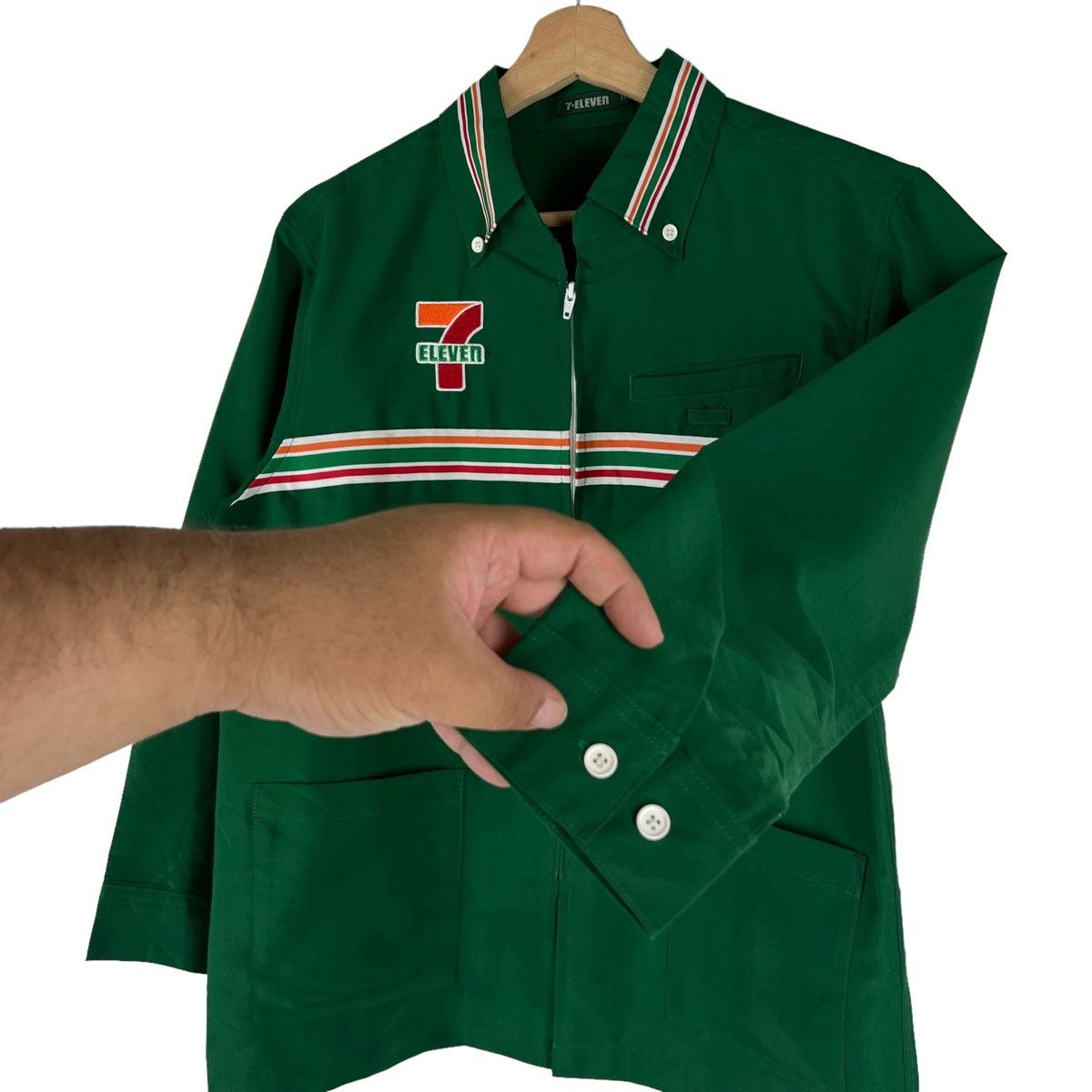 Japanese Brand VINTAGE 7 ELEVEN WORK JACKET BIG LOGO Size US M / EU 48-50 / 2 - 4 Thumbnail