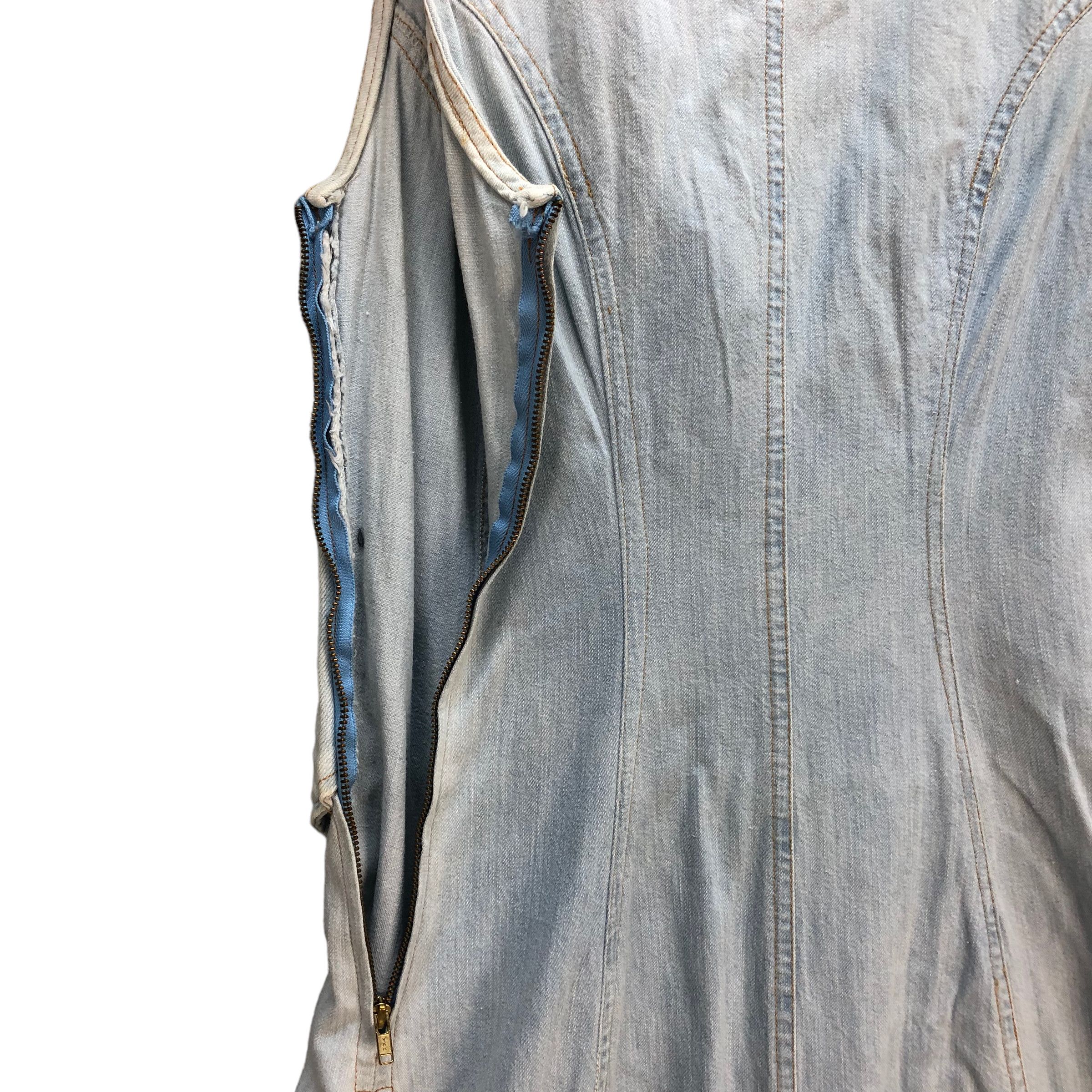 Christian Lacroix BAZAR DE CHRISTIAN LACROIX LIGHT WASH DENIM DRESS #7146-112 Size S / US 4 / IT 40 - 11 Thumbnail