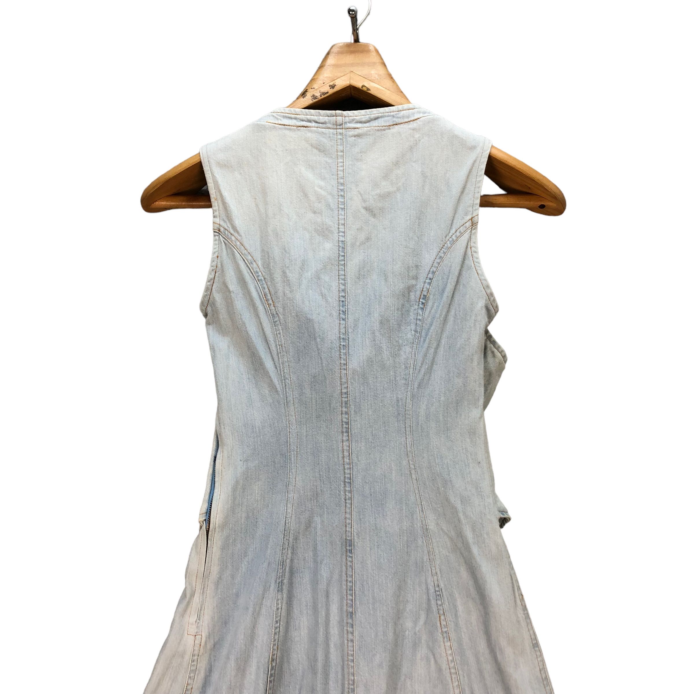 Christian Lacroix BAZAR DE CHRISTIAN LACROIX LIGHT WASH DENIM DRESS #7146-112 Size S / US 4 / IT 40 - 10 Thumbnail