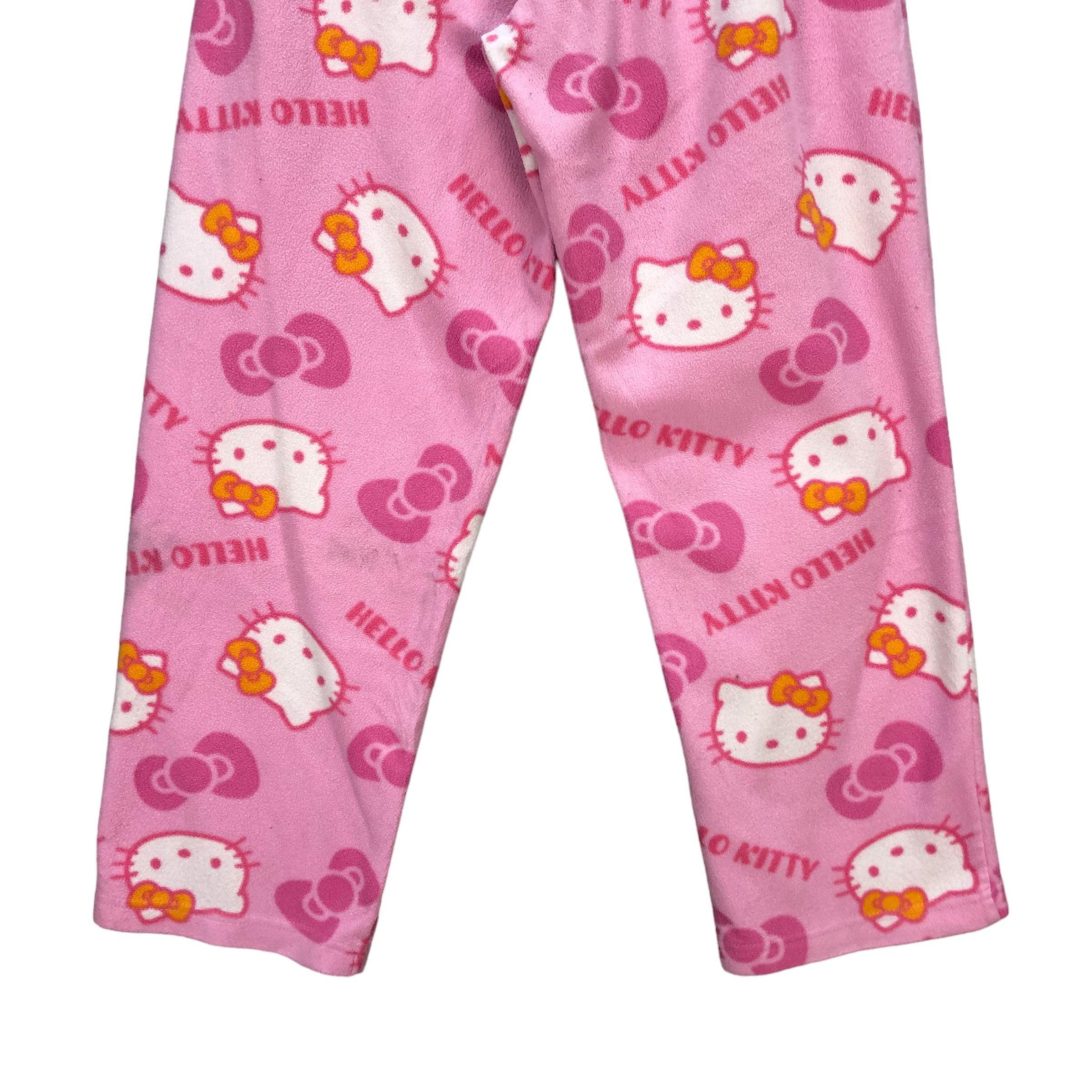 Anime HELLO KITTY FULLPRINT FLEECE SETS #7151-114 Size L / US 10 / IT 46 - 14 Thumbnail