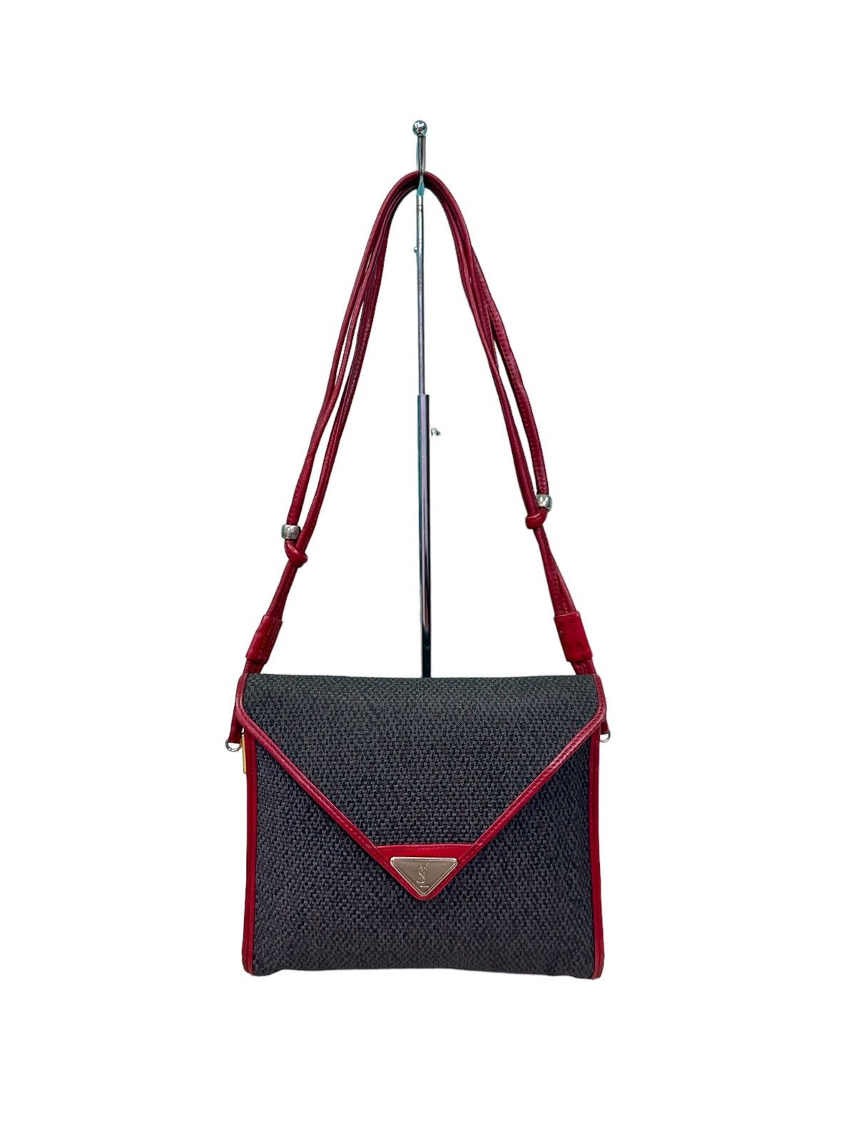 Yves Saint Laurent AUTHENTIC VINTAGE YVESAINTLAURENT SHOULDER/CROSSBODY BAG Size ONE SIZE - 1 Thumbnail