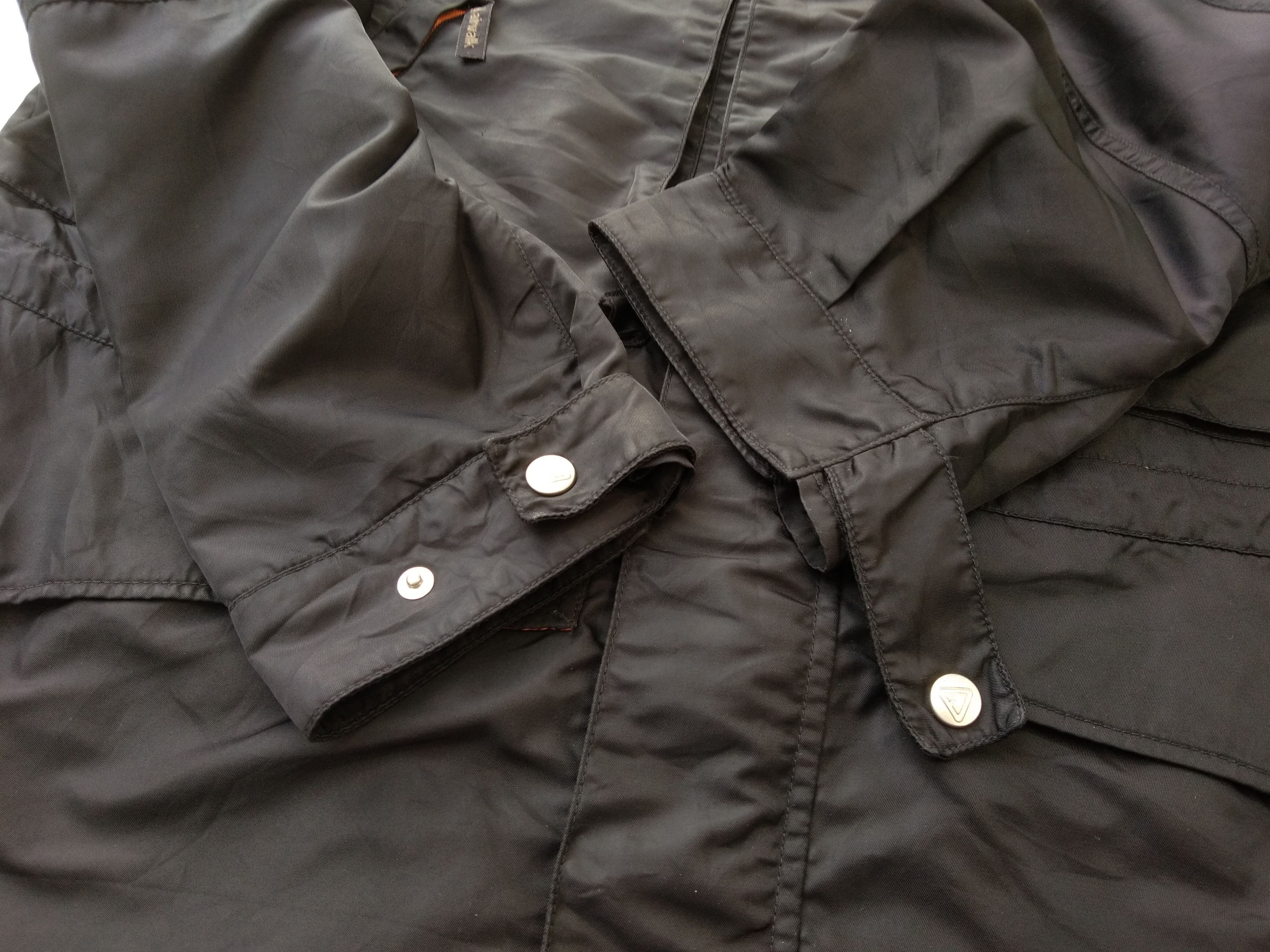 Airwalk × Japanese Brand AIRWALK MEN'S LIGHT JACKET WATERPROOF Size US M / EU 48-50 / 2 - 10 Thumbnail