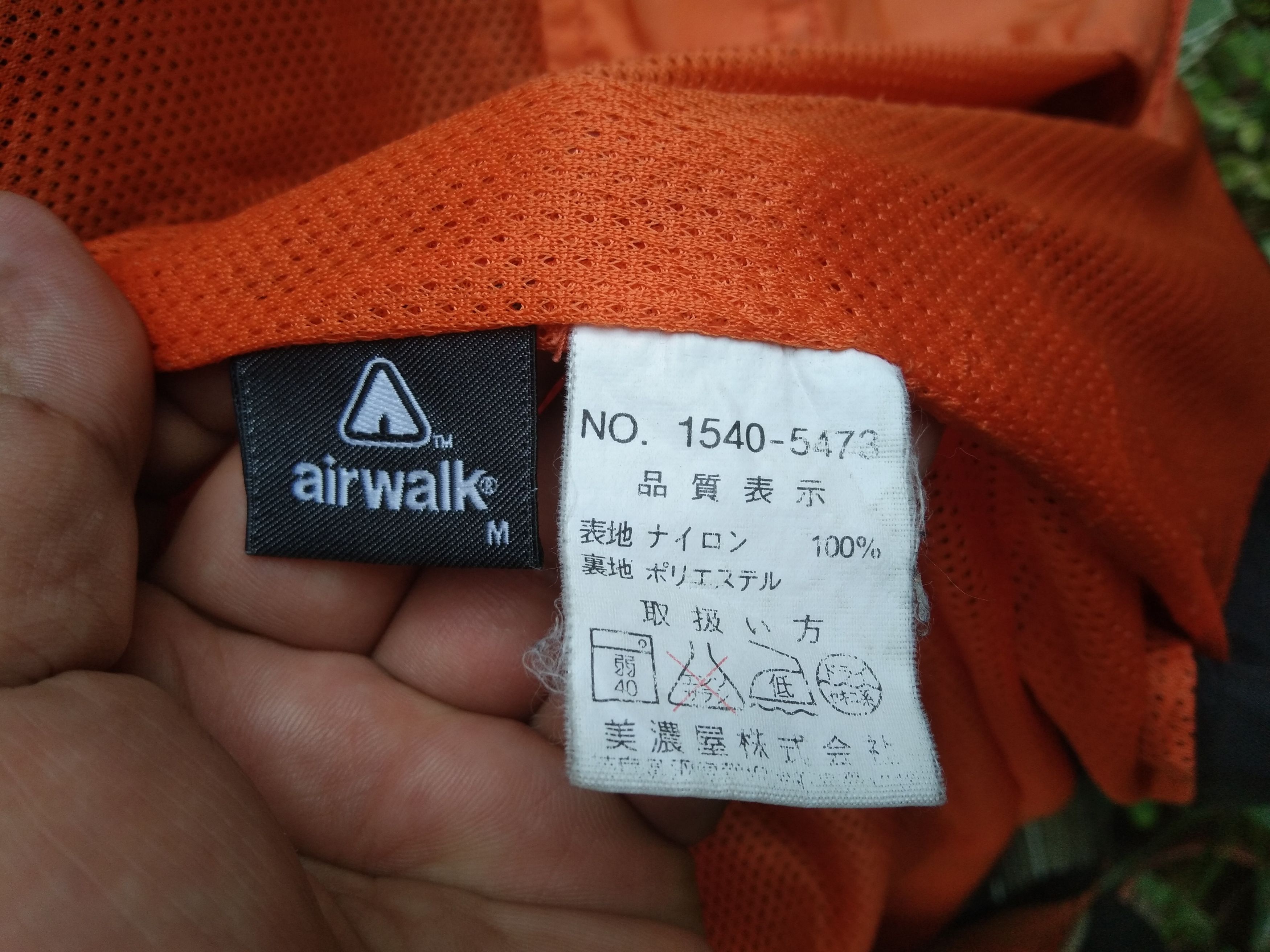 Airwalk × Japanese Brand AIRWALK MEN'S LIGHT JACKET WATERPROOF Size US M / EU 48-50 / 2 - 15 Thumbnail