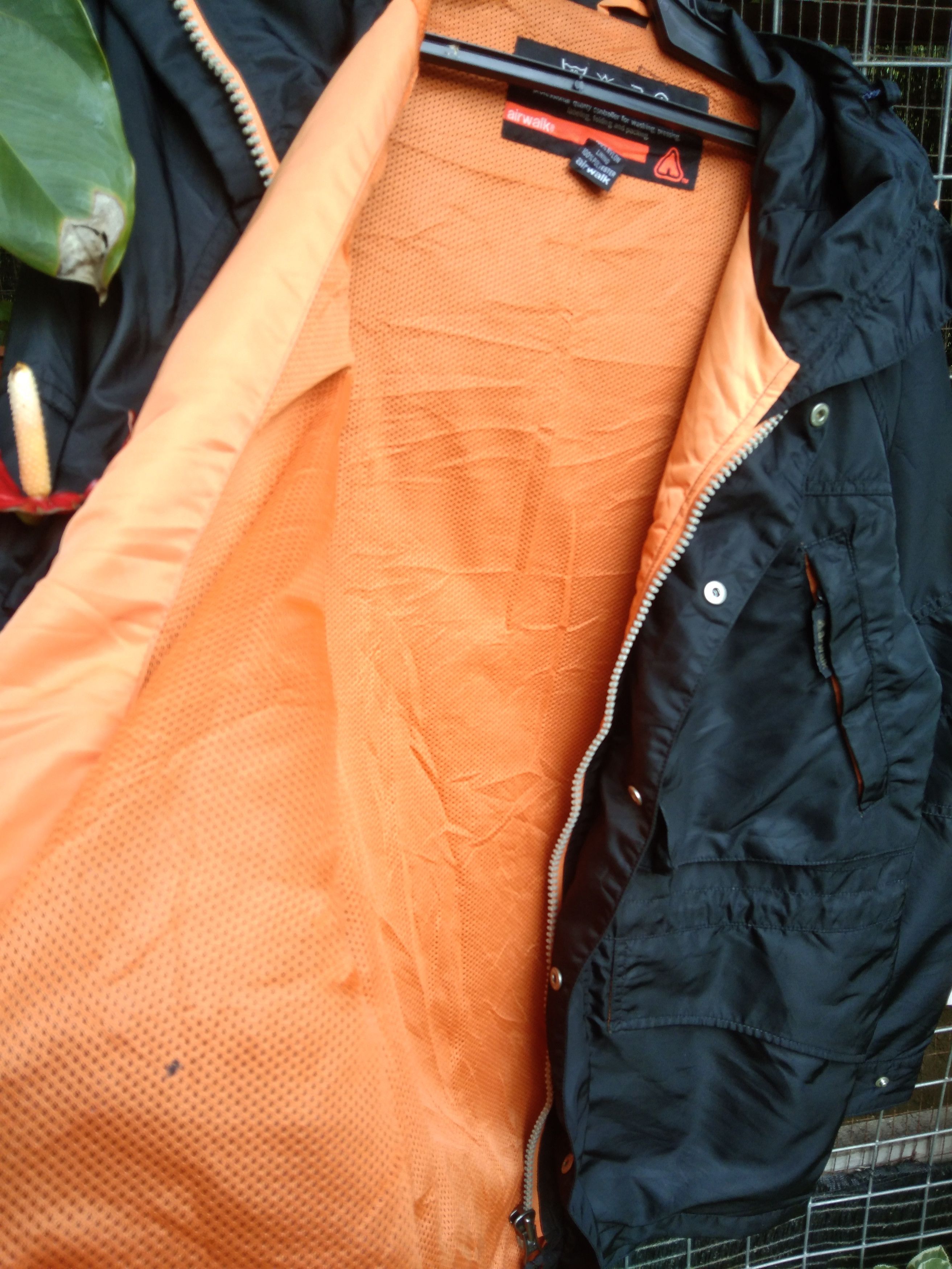 Airwalk × Japanese Brand AIRWALK MEN'S LIGHT JACKET WATERPROOF Size US M / EU 48-50 / 2 - 12 Thumbnail