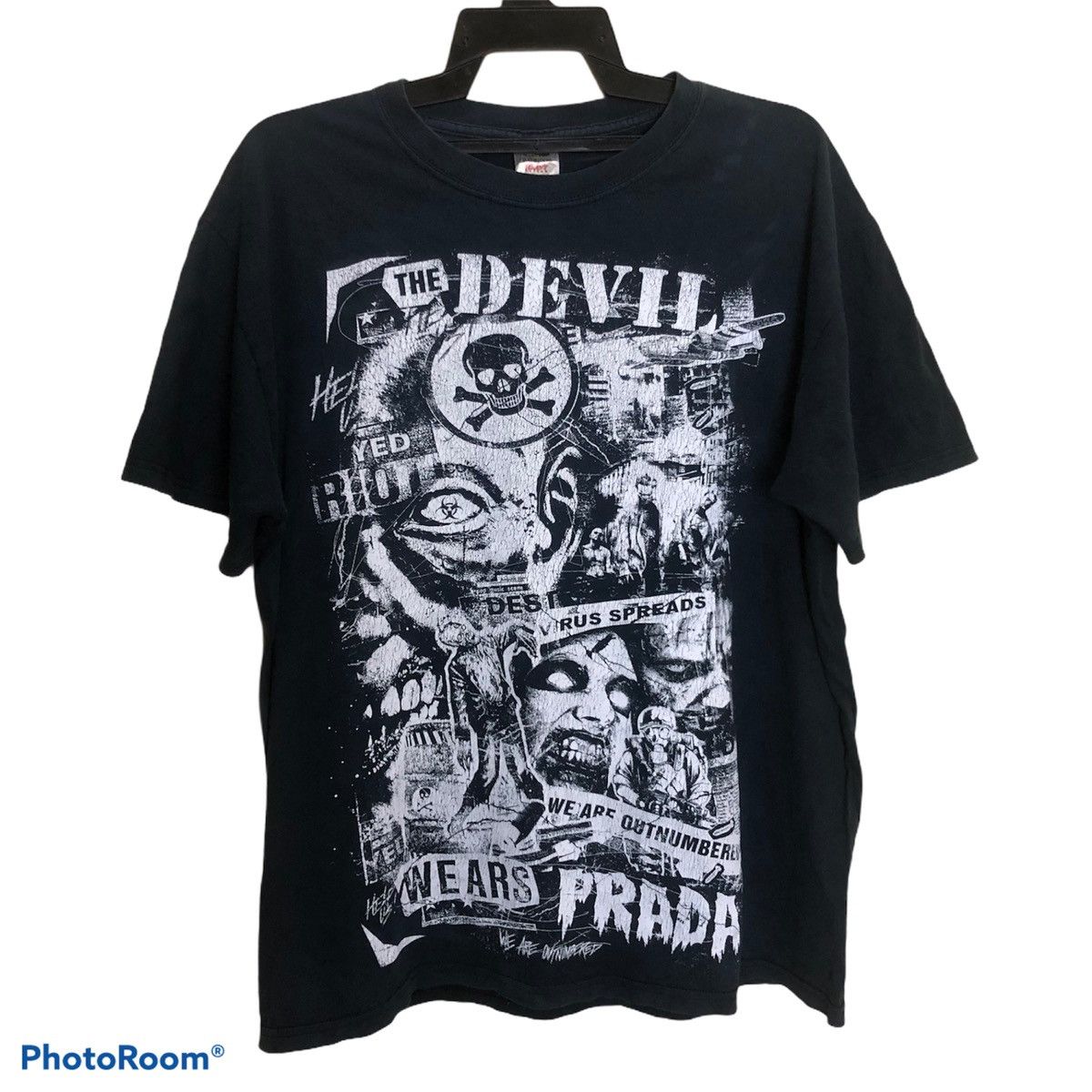 Band Tees × Seditionaries Vintage The Devil Riot wears prada skull big print size L Size US L / EU 52-54 / 3 - 1 Thumbnail