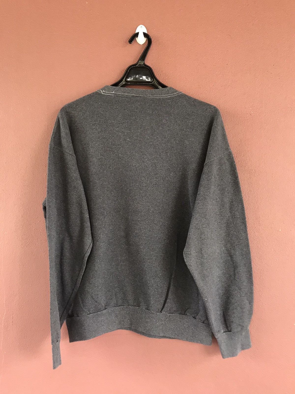 Disney Disney mickey mouse sweatshirt size L Size US L / EU 52-54 / 3 - 2 Thumbnail