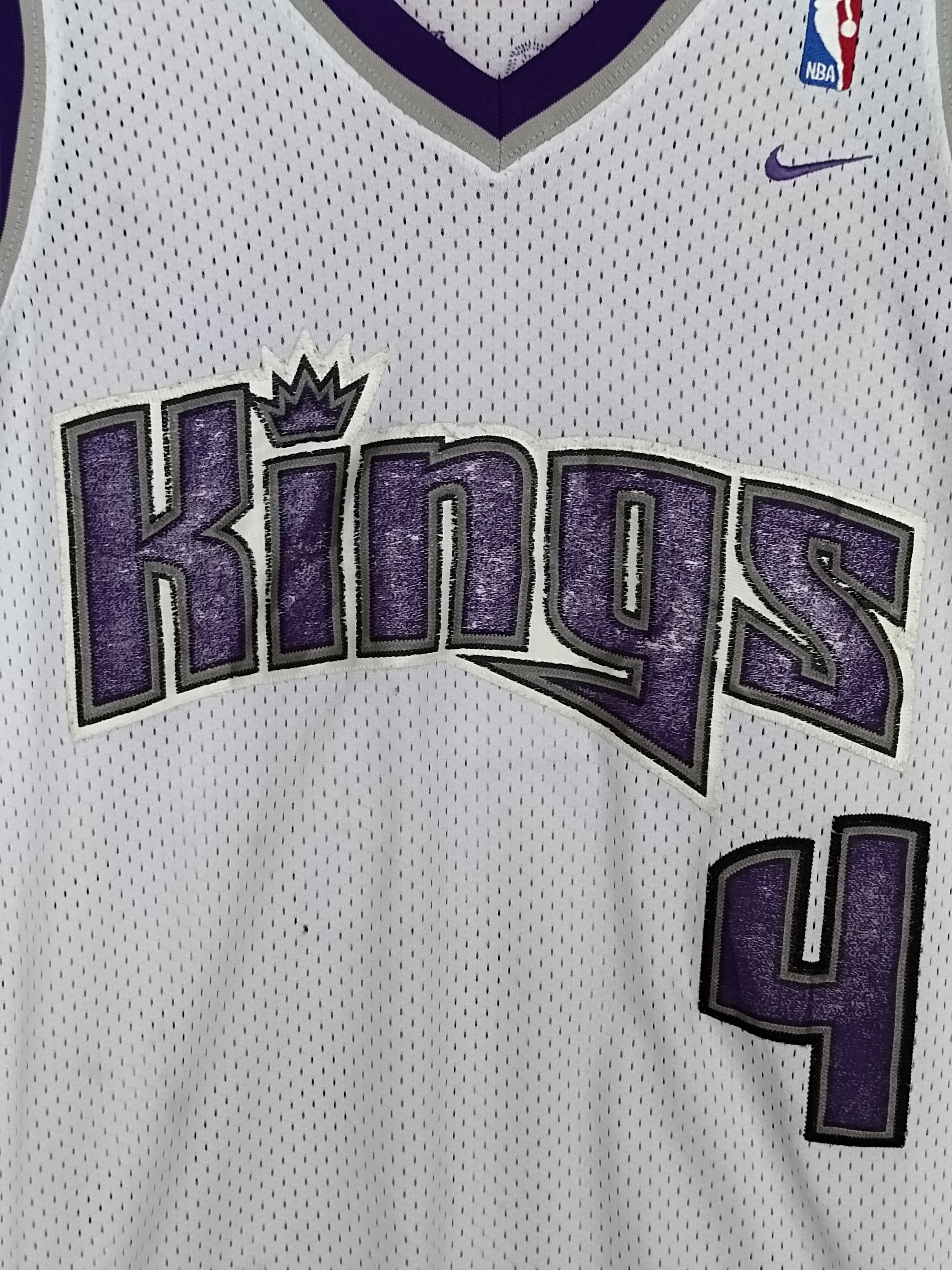 NBA Vintage 90s Sacramento Kings Chris Webber #4 Nike NBA Size US M / EU 48-50 / 2 - 3 Thumbnail