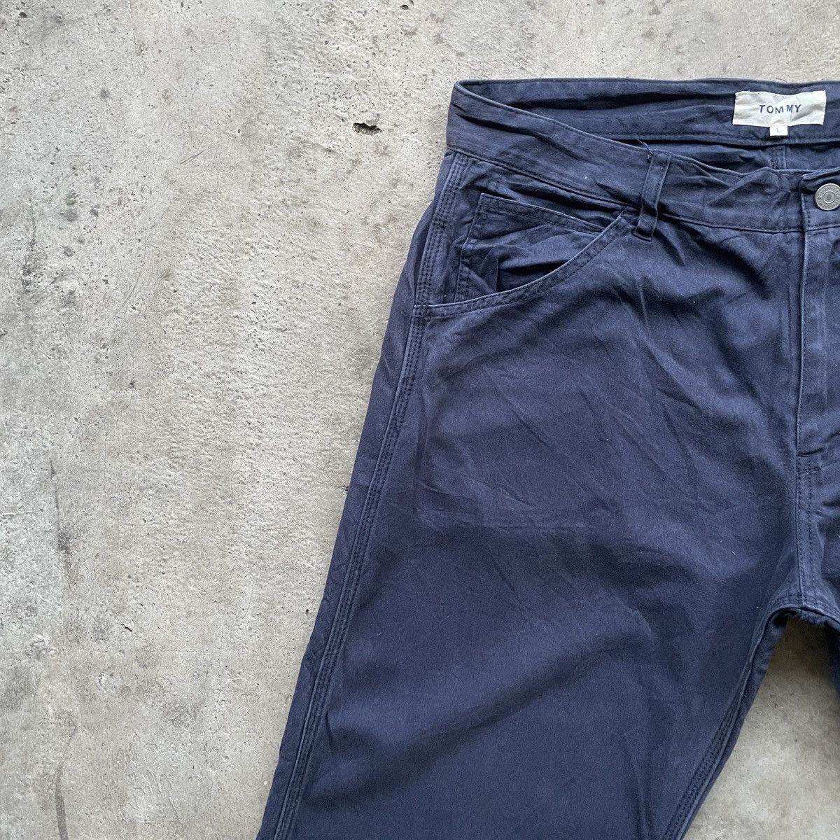 Japanese Brand Vintage Tommy Spell Logo Faded Trousers Casual Pants W35x30 Size US 35 - 4 Thumbnail