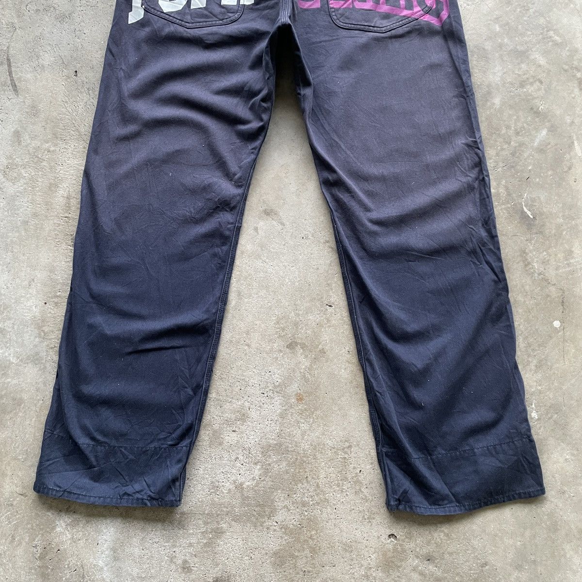Japanese Brand Vintage Tommy Spell Logo Faded Trousers Casual Pants W35x30 Size US 35 - 9 Thumbnail