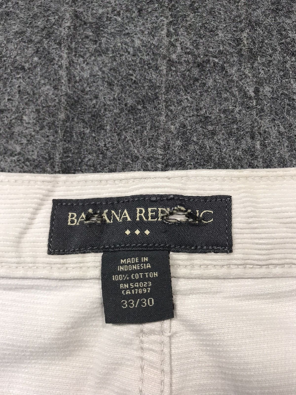 Banana Republic Banana Republic Corduroy Jeans Denim Pants Buttonfly Design Size US 33 - 8 Thumbnail
