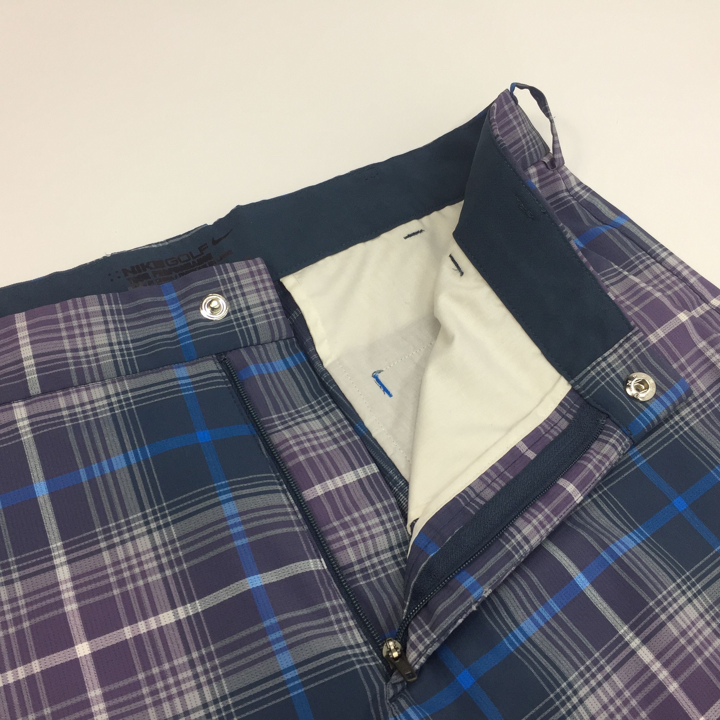 Nike Nike Tartan Plaid Flat Front Golf Pants Size US 32 / EU 48 - 4 Thumbnail