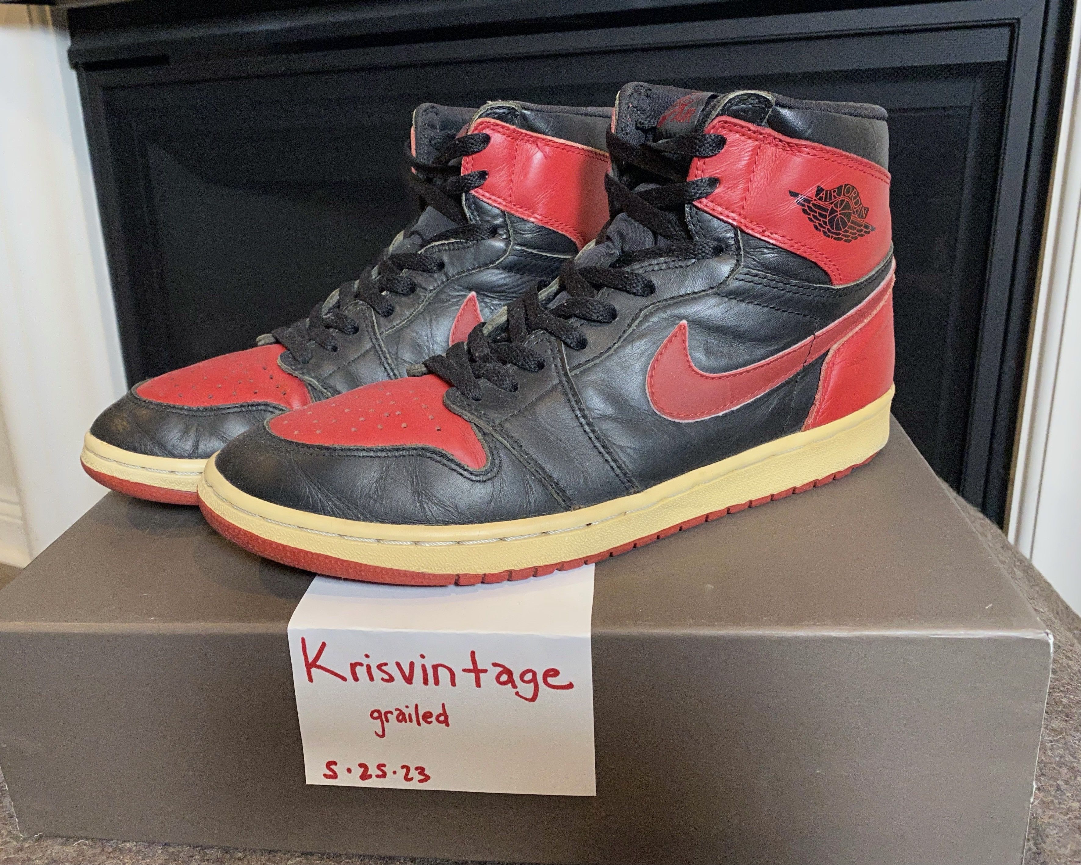 1994 Jordan 1 Bred 10.5 with original laces and insoles.