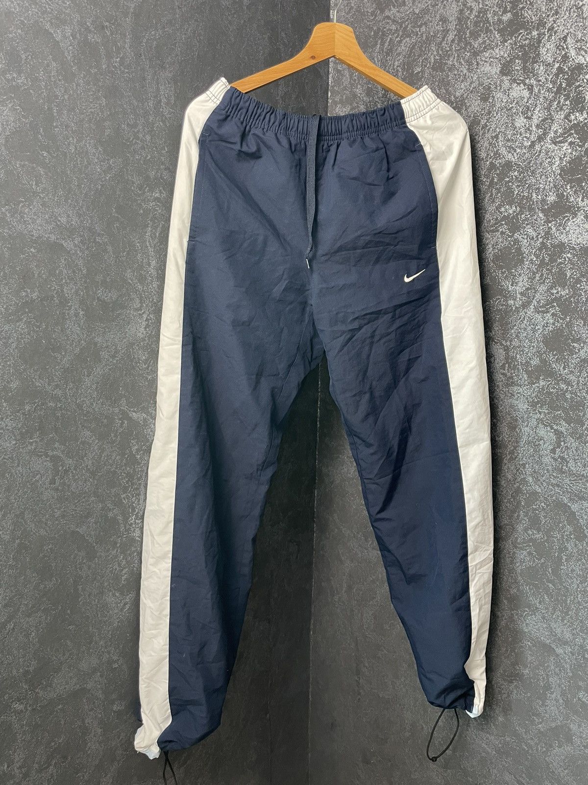 Nike × Vintage Vintage 90's Nike Nylon Baggy Trackpants Y2K/YKk Drill Size US 32 / EU 48 - 1 Thumbnail