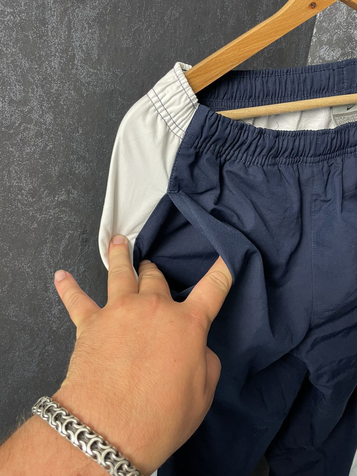 Nike × Vintage Vintage 90's Nike Nylon Baggy Trackpants Y2K/YKk Drill Size US 32 / EU 48 - 6 Thumbnail