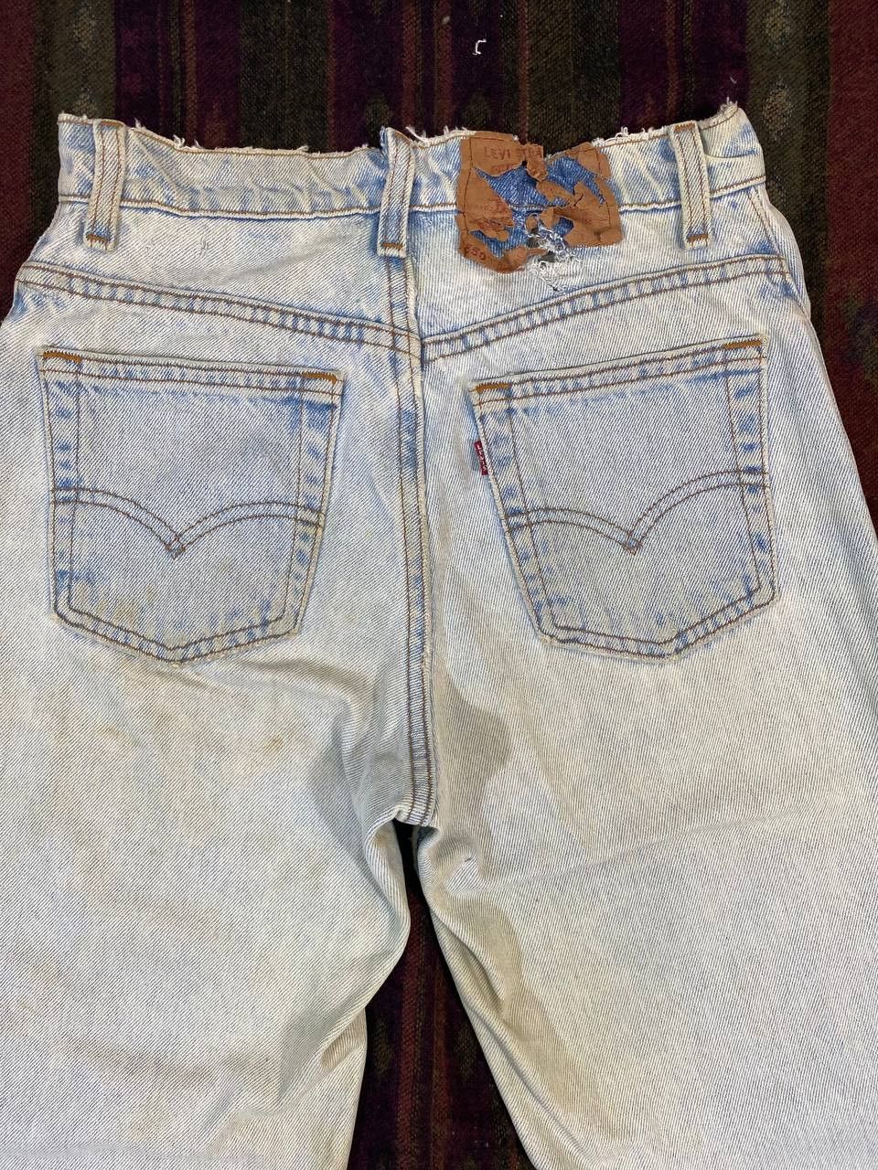 Levi's vintage levis 550 relaxed fit distressed denim made in usa Size US 28 / EU 44 - 9 Thumbnail