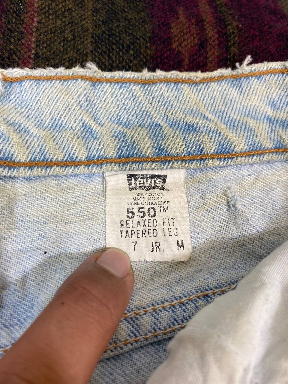 Levi's vintage levis 550 relaxed fit distressed denim made in usa Size US 28 / EU 44 - 5 Thumbnail