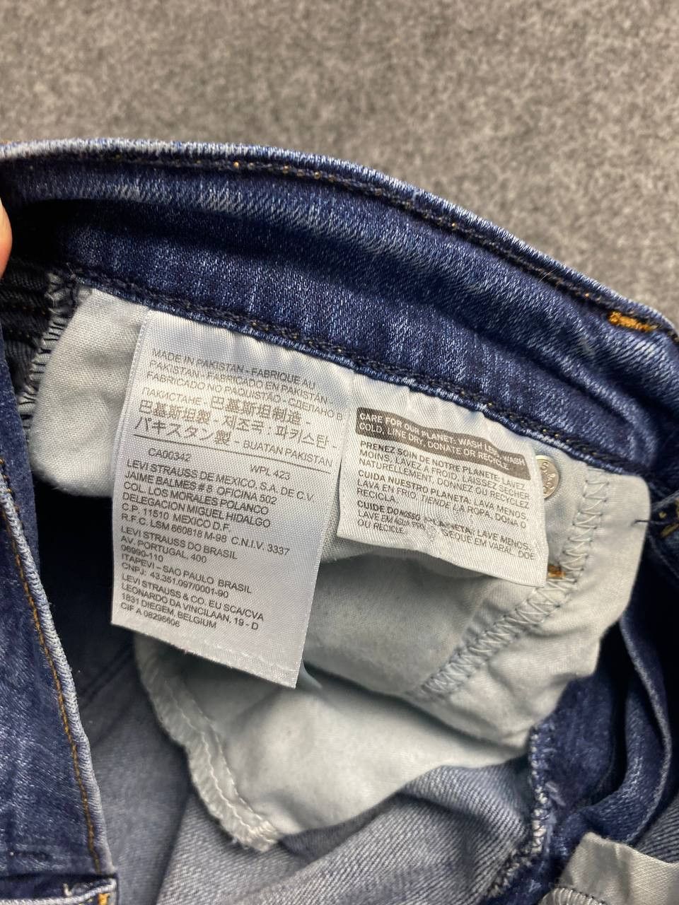 Levi's levis 515 flare bootcut distressed denim Size 30" / US 8 / IT 44 - 14 Thumbnail