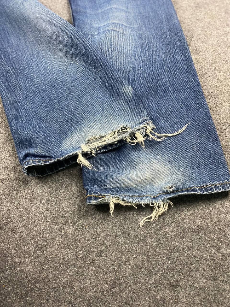Levi's levis 514 straight cut distressed denim Size US 39 - 7 Thumbnail