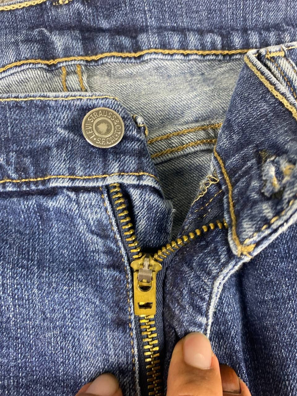 Levi's levis 505 regular fit distressed denim Size US 40 / EU 56 - 14 Thumbnail