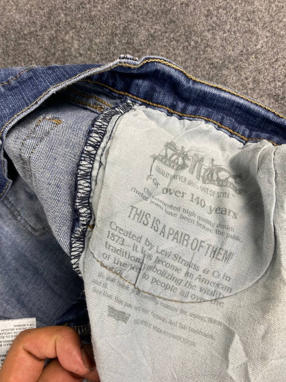 Levi's levis 505 regular fit distressed denim Size US 40 / EU 56 - 16 Thumbnail