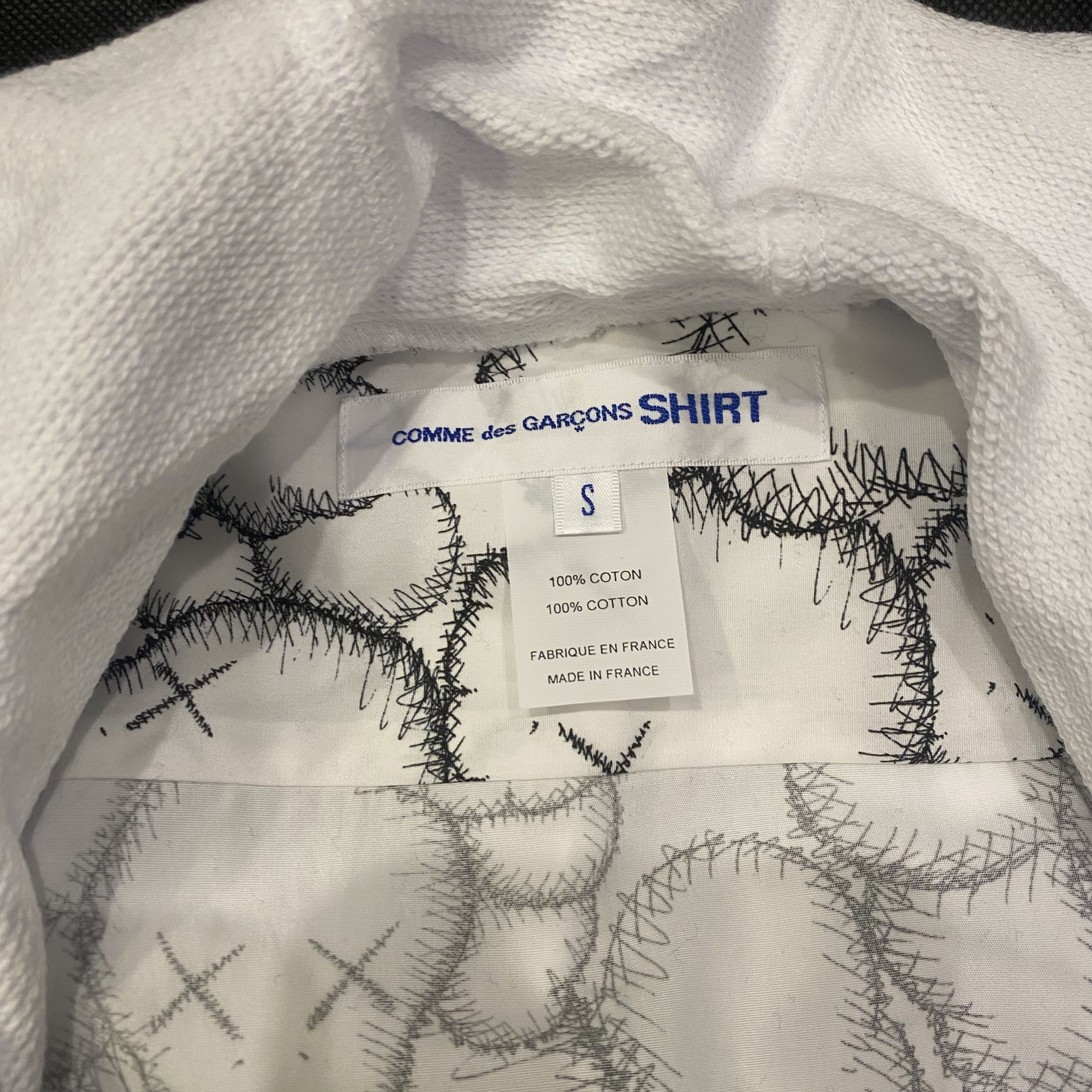 Comme des Garcons SHIRT × Kaws Original $800 Size US S / EU 44-46 / 1 - 9 Thumbnail