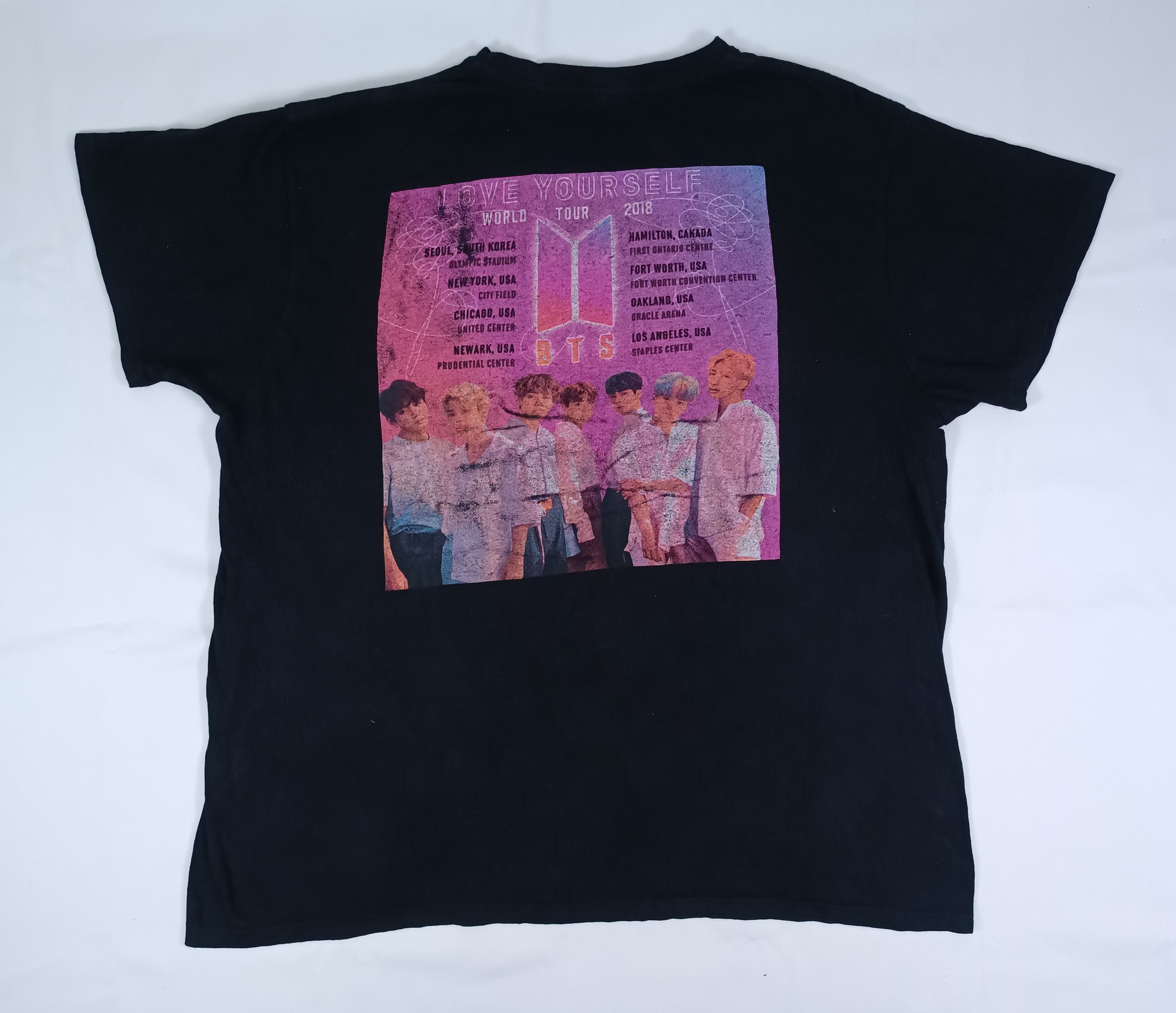 Band Tees BTS "Love Yourself" 2018 World Tour T Shirt Size US XL / EU 56 / 4 - 5 Thumbnail