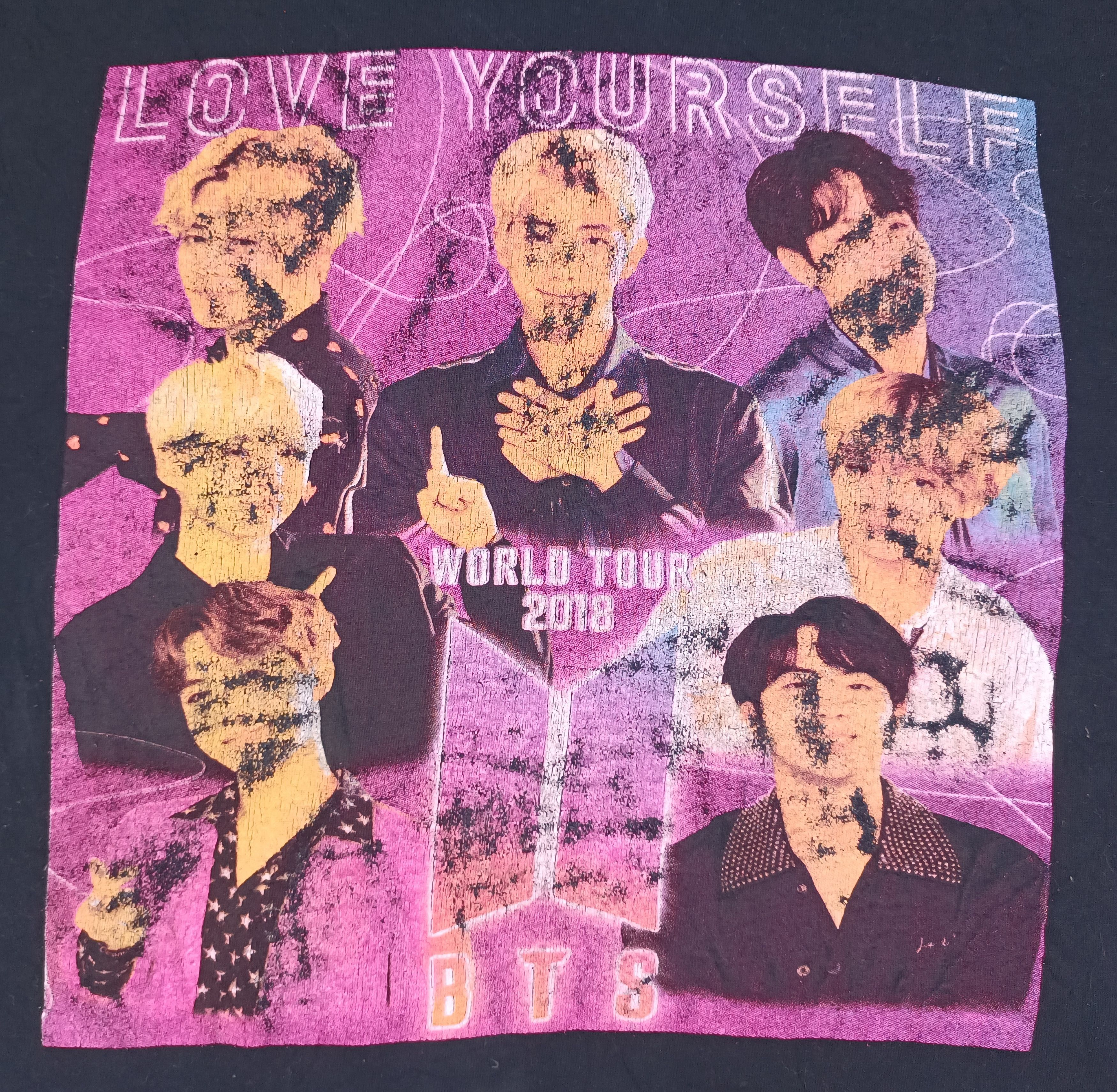 Band Tees BTS "Love Yourself" 2018 World Tour T Shirt Size US XL / EU 56 / 4 - 2 Thumbnail