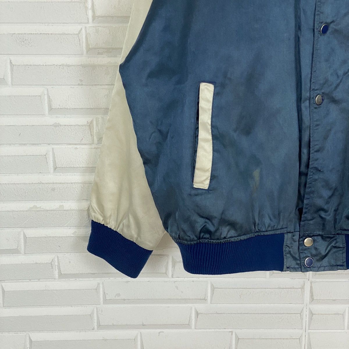 Japanese Brand VTG Boss Coffee Suntory Original Design Varsity Size US L / EU 52-54 / 3 - 3 Thumbnail