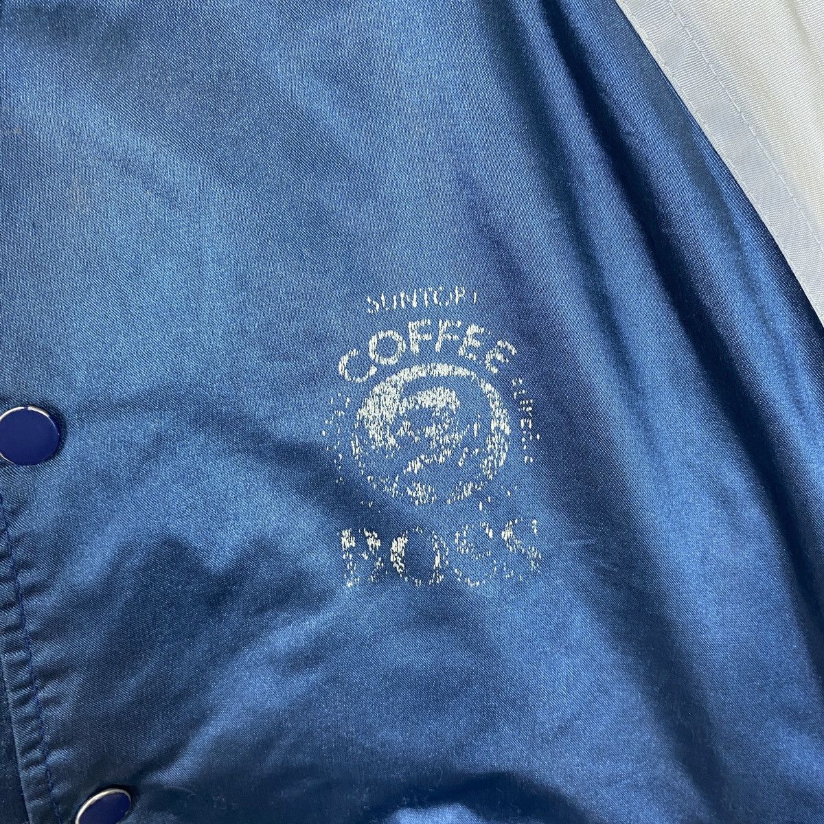 Japanese Brand VTG Boss Coffee Suntory Original Design Varsity Size US L / EU 52-54 / 3 - 9 Thumbnail