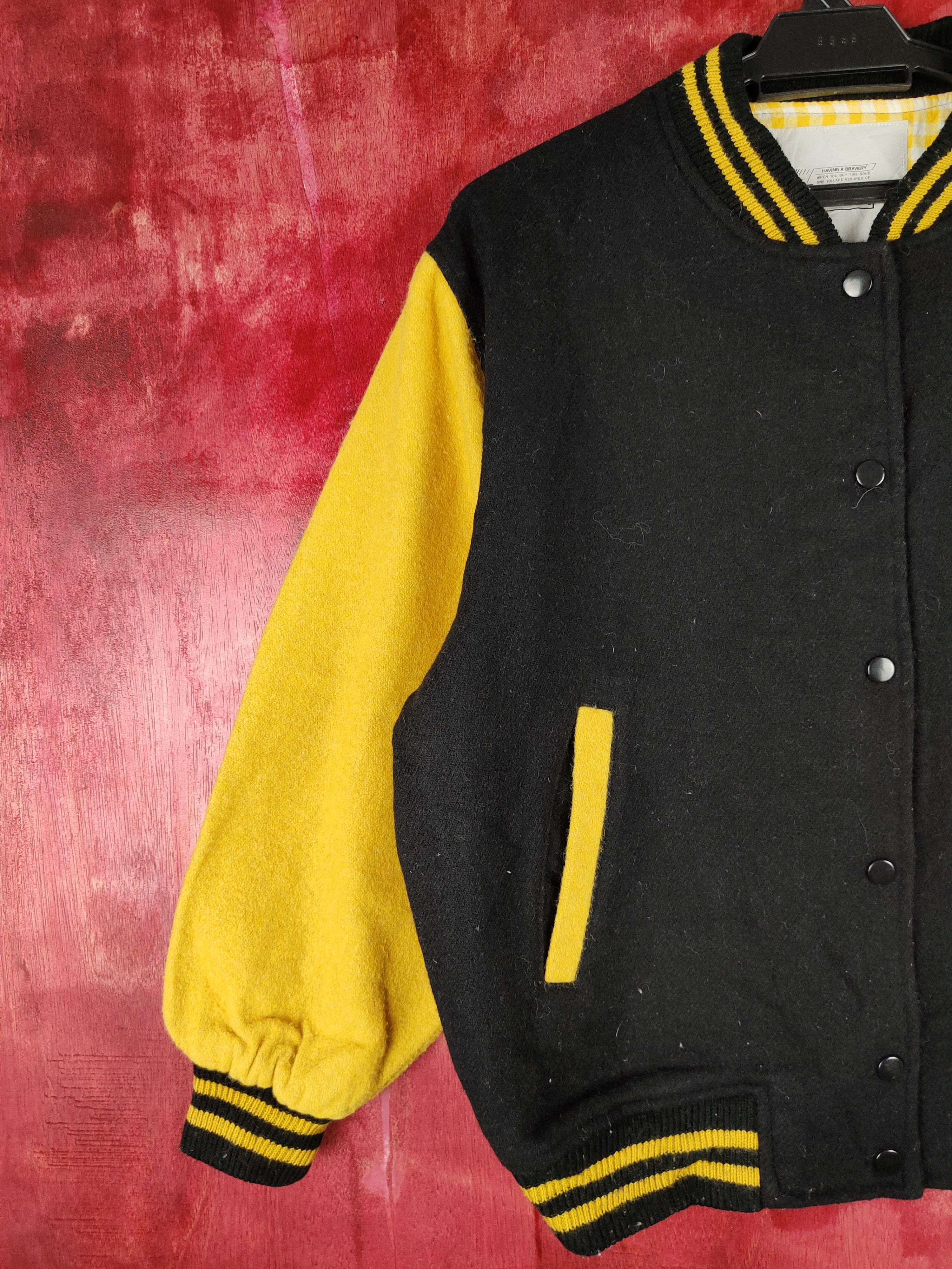 Japanese Brand Words Worth Black/Yellow plain Sweater varsity #4300 Size US S / EU 44-46 / 1 - 4 Thumbnail