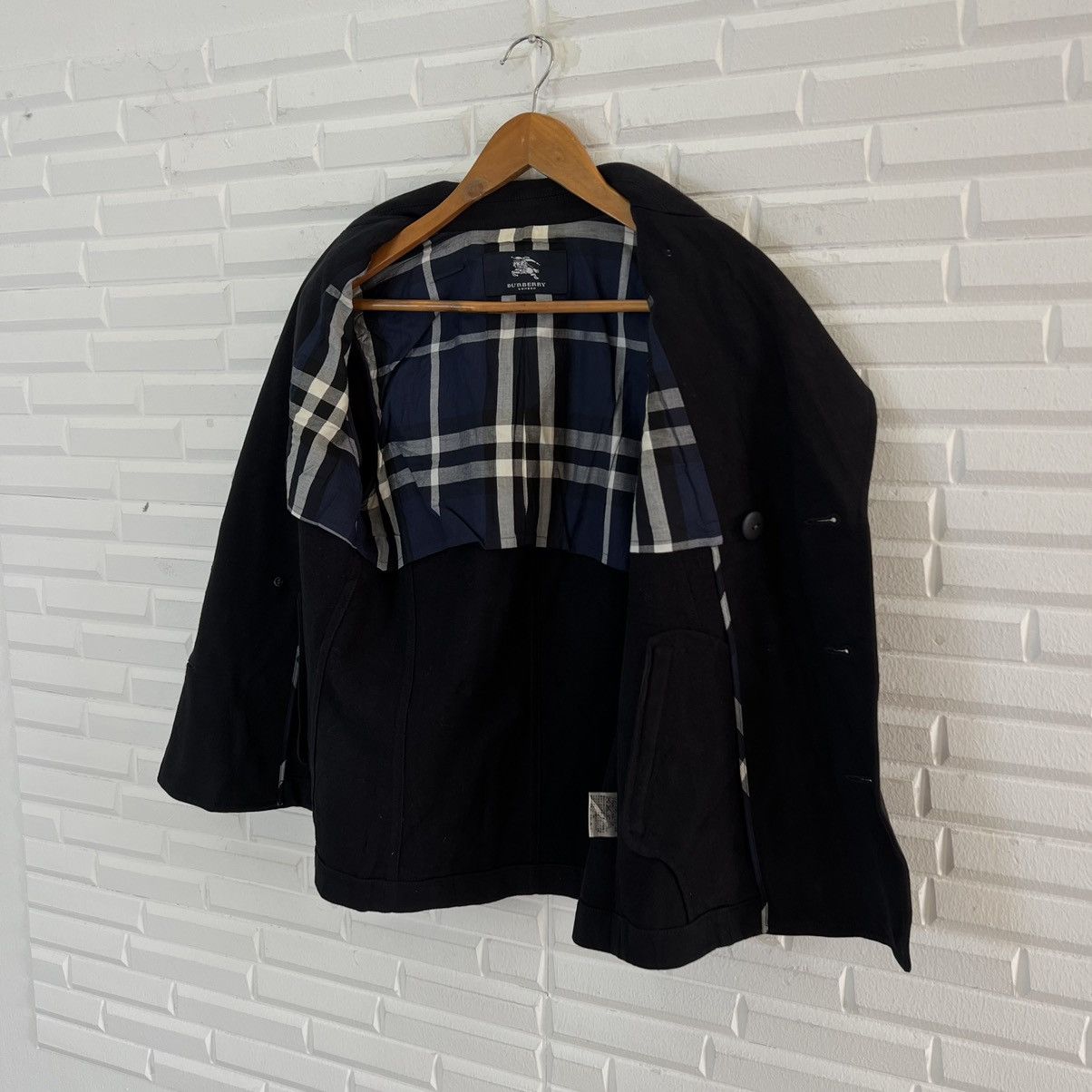 Burberry 🌺BURBERRY LONDON NOVA CHECK PARACHUTE JACKET Size US M / EU 48-50 / 2 - 10 Thumbnail