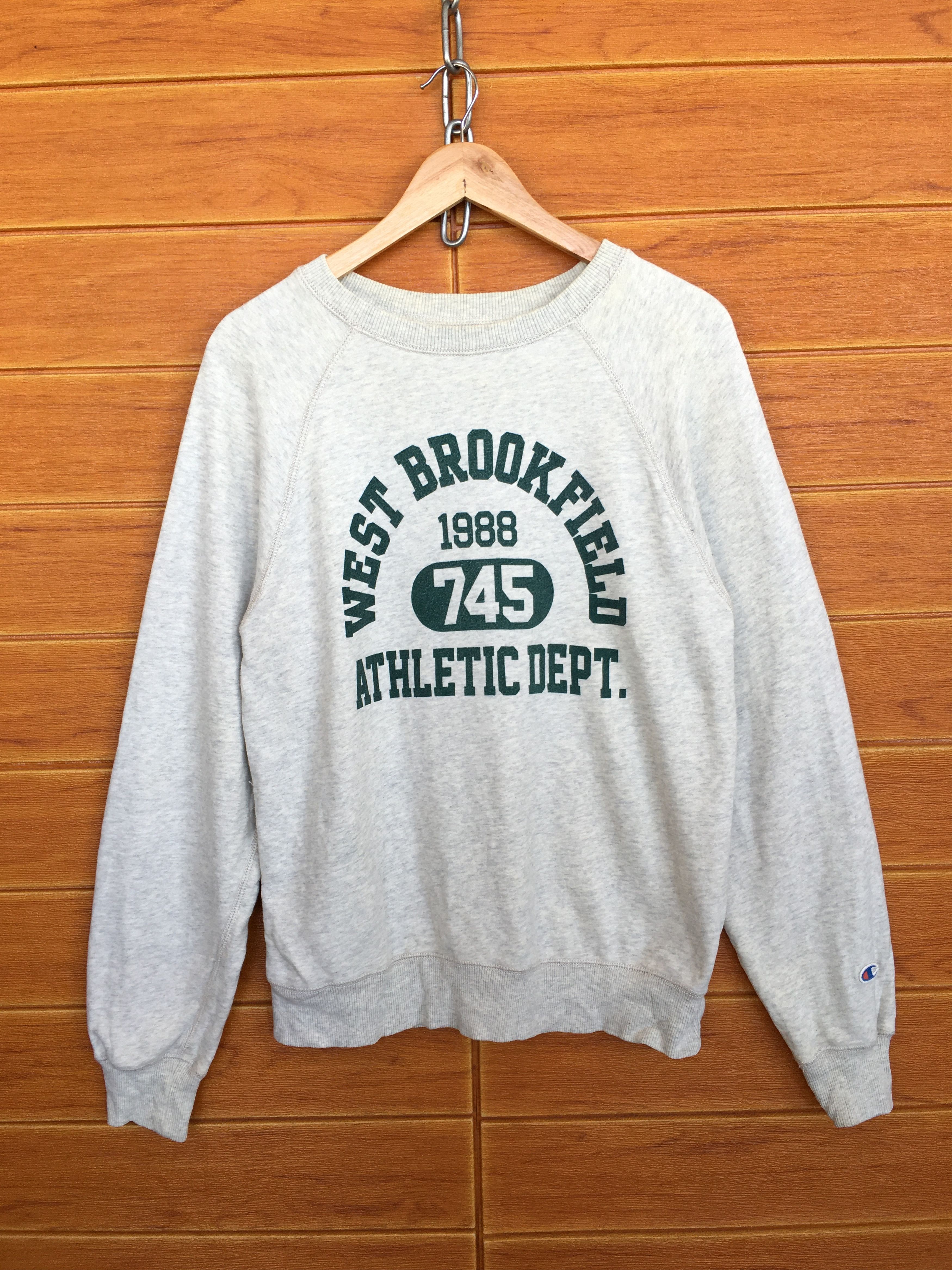Champion Vintage Champion West Brookfield Athletic Dept. Sweatshirt Size US L / EU 52-54 / 3 - 2 Thumbnail