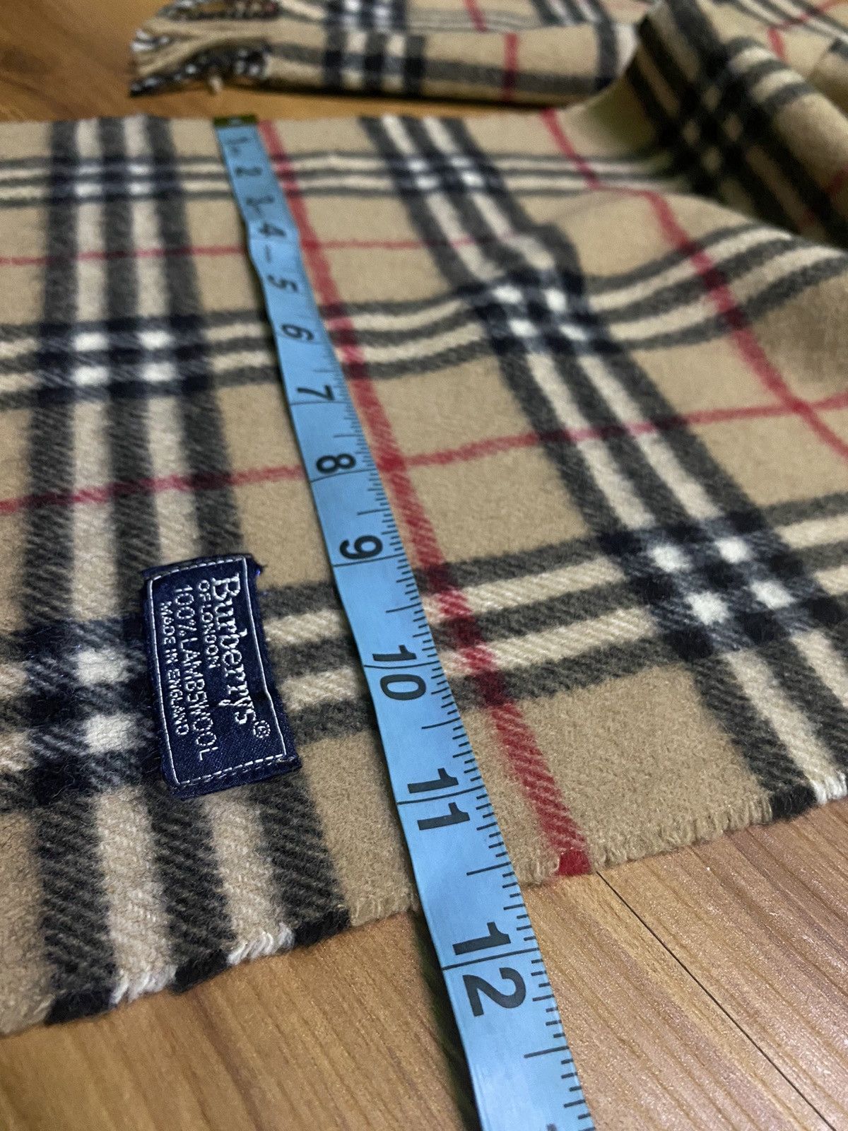 Burberry Vintage Burberry Nova Check Scarf "England" Size ONE SIZE - 4 Thumbnail