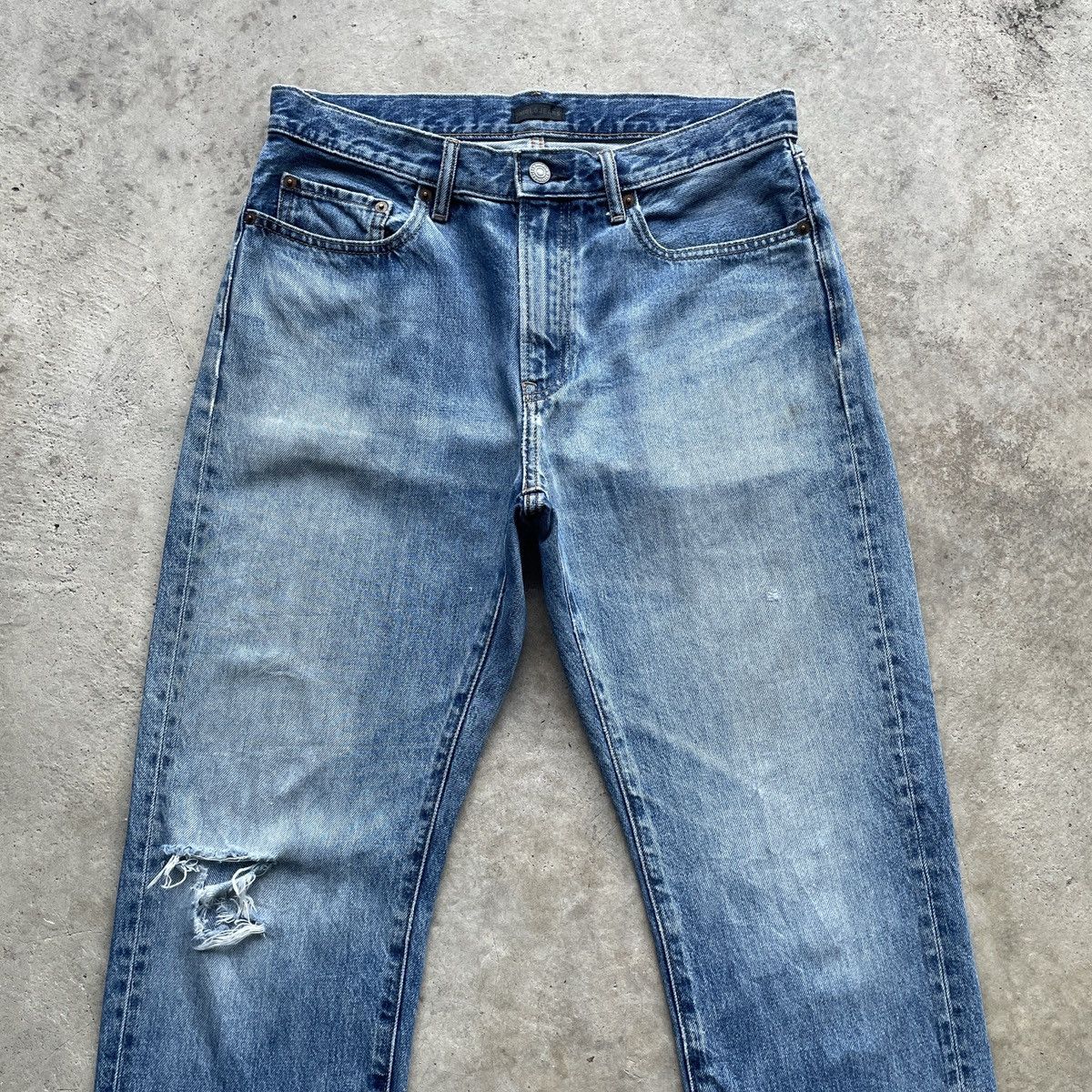 Japanese Brand Vintage Japanese Faded Distressed Denim Jeans Pants W32x27.5 Size US 32 / EU 48 - 3 Thumbnail