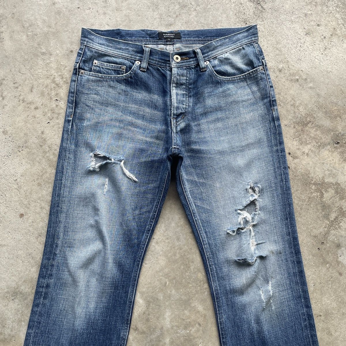Burberry Vintage Burberry Black Label Faded Jeans Pants Distressed Size US 32 / EU 48 - 3 Thumbnail