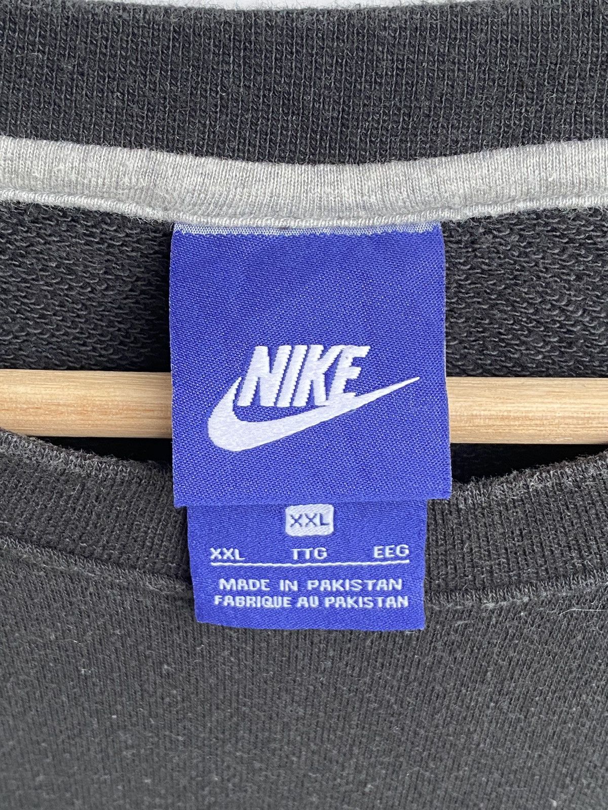 Nike Vintage Nike Swoosh Travis Flacko Scott Crewneck Size US XXL / EU 58 / 5 - 4 Thumbnail