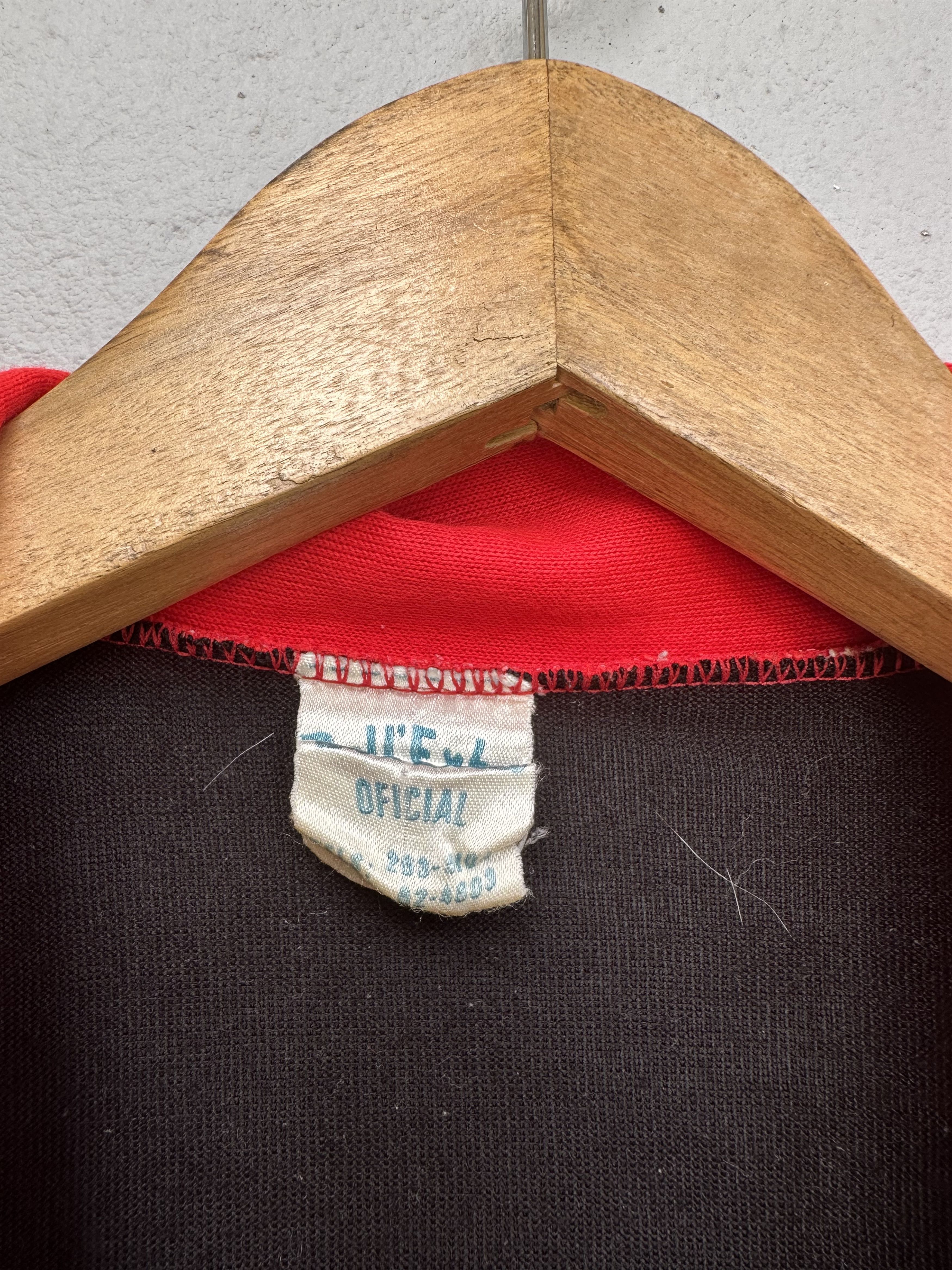 Vintage Vintage Jersey FLAMINGO 1979-1981 Brazilian Club Size US M / EU 48-50 / 2 - 8 Thumbnail